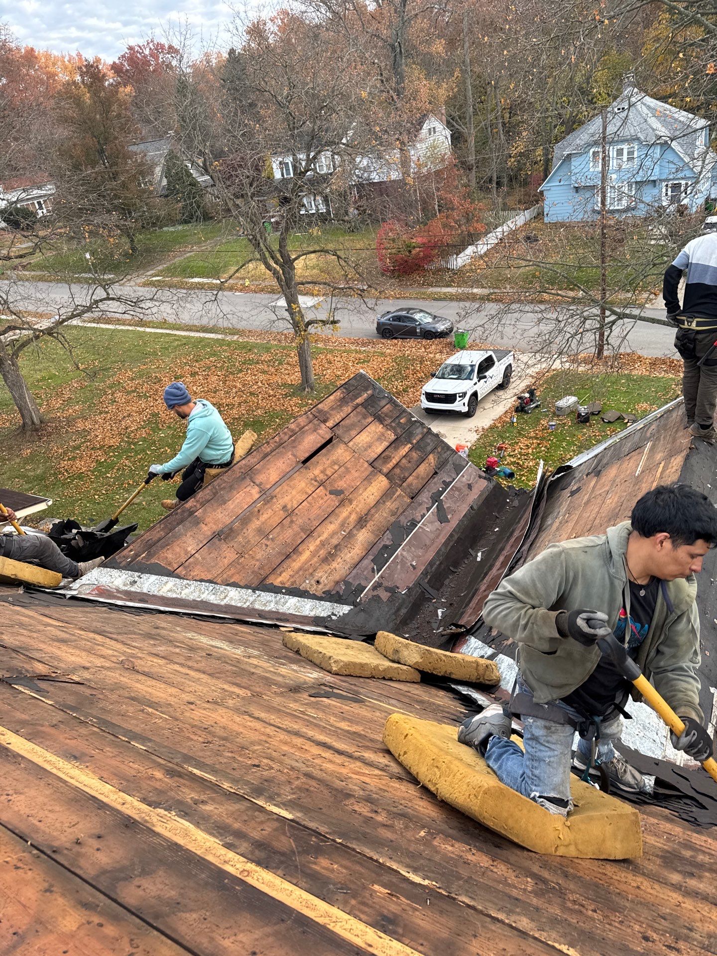 The Ultimate Wooster Makeover: Brownwood & Blue Beauty by Cornerstone Roofing And Siding