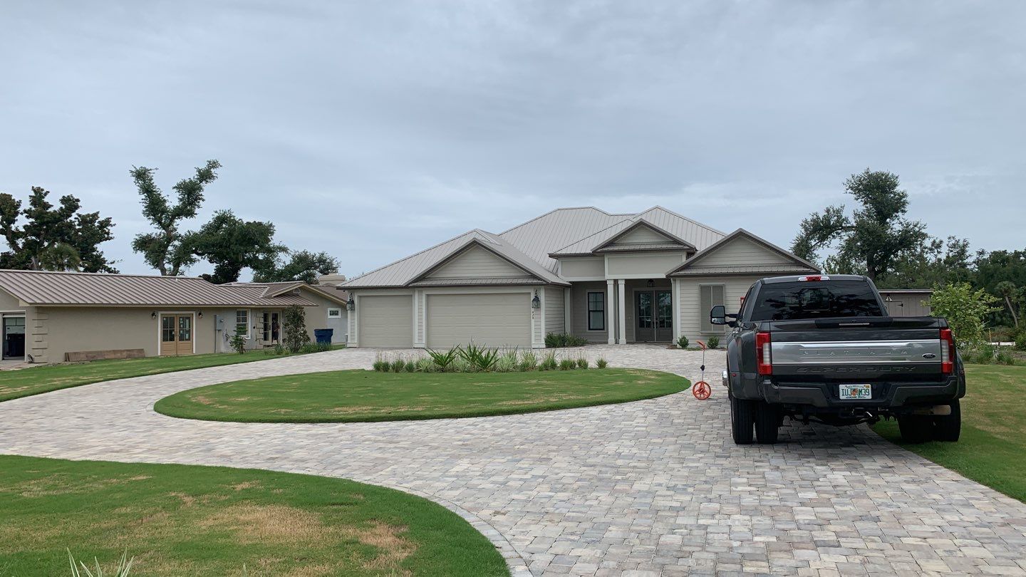 Gutter Installation using Half Round Seamless Gutters by Gutter Professors