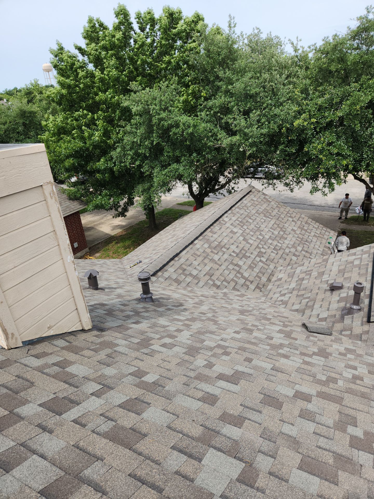 Driftwood - Owens Corning TruDefinition Duration by RoofsOnly.com