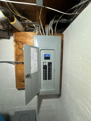 Electrical Panel Repair using Eaton 200Amp Panel