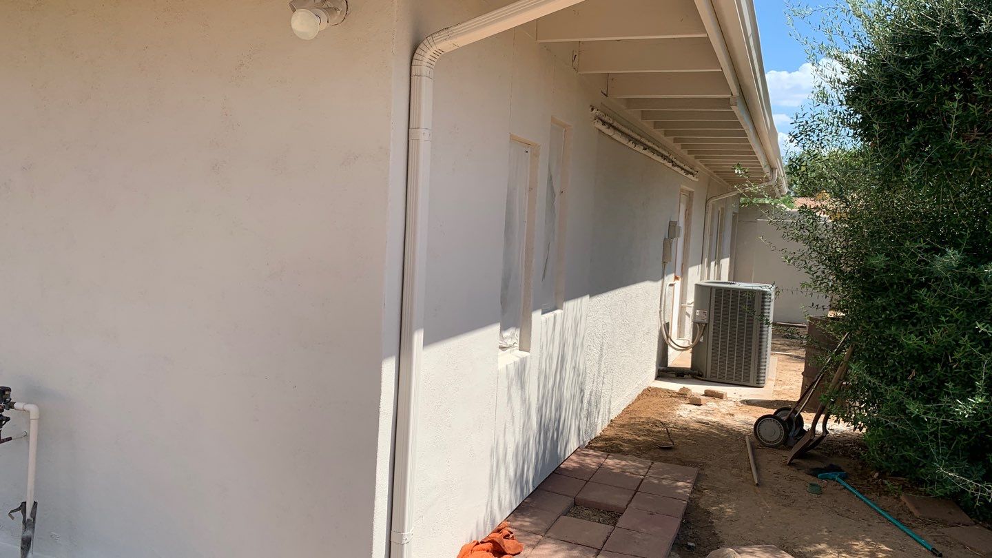 Ranch / Parapet Style; Single Family Home by Crash of Rhinos Painting & Garage Floors