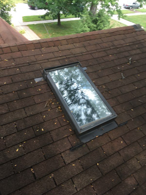 Residential Roofing Installation using Certainteed Belmont shingle by Absolute Roofing and Construction