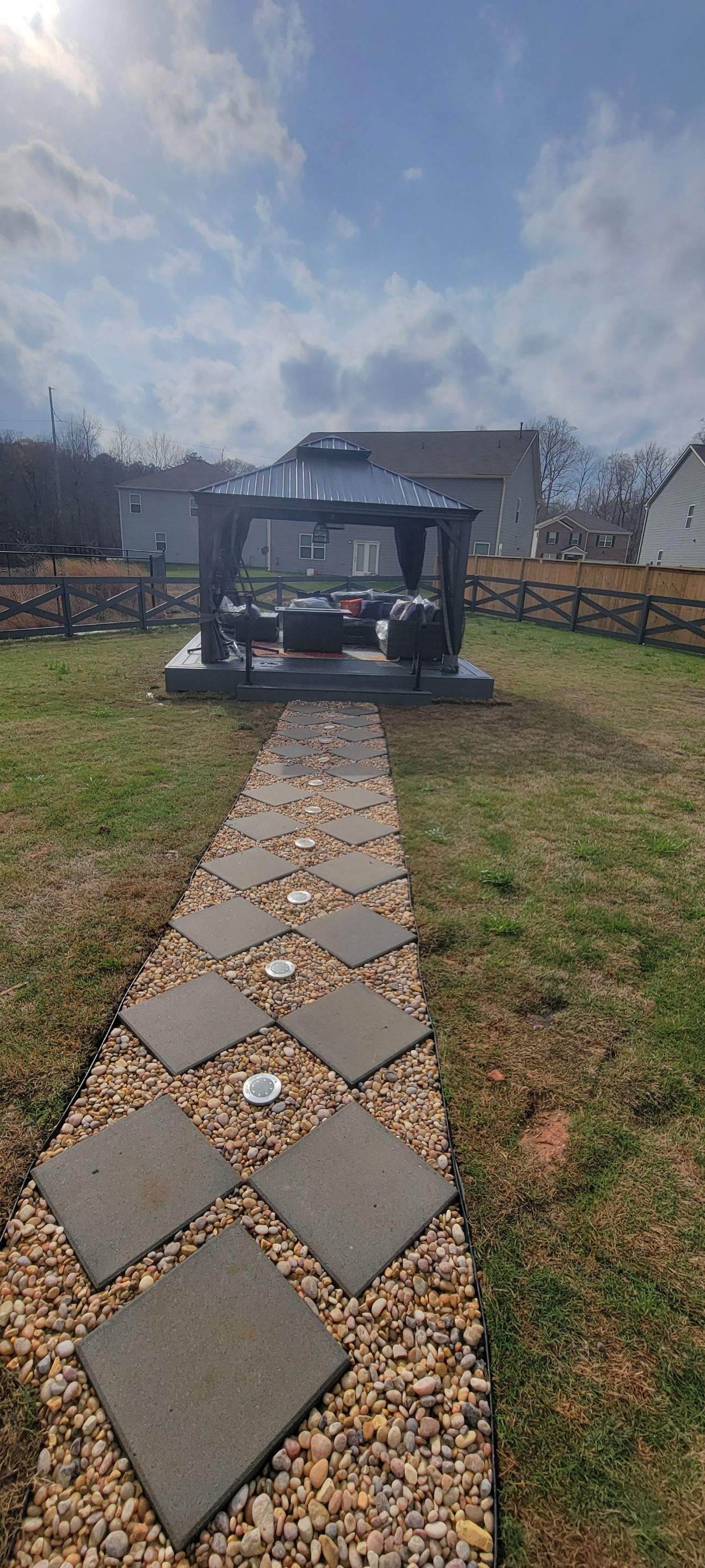Exterior Gazebo by Ajayi Design and Construction 