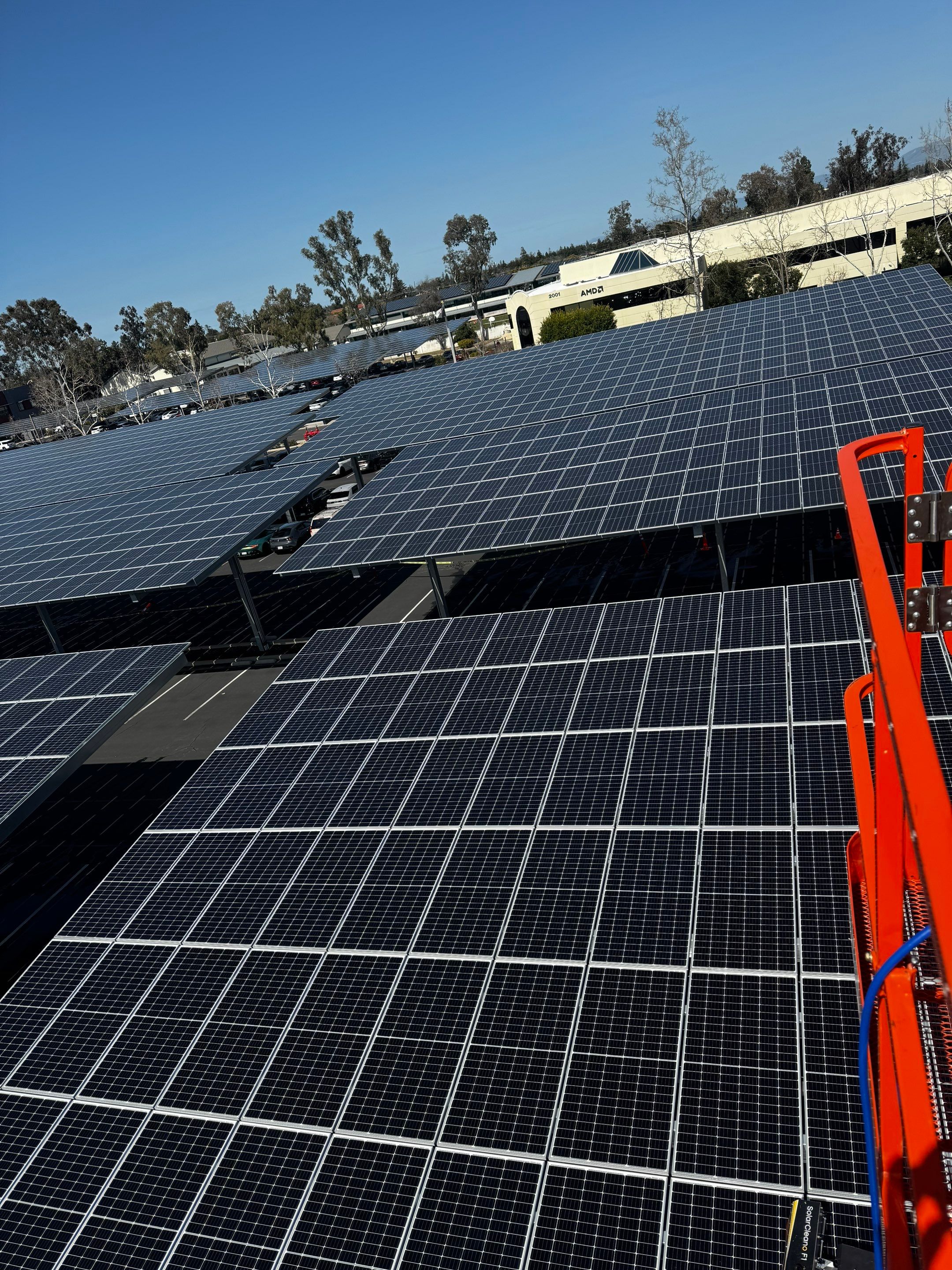 Commercial Solar Panel Cleaning using Deionized Water by All One Solar Shine