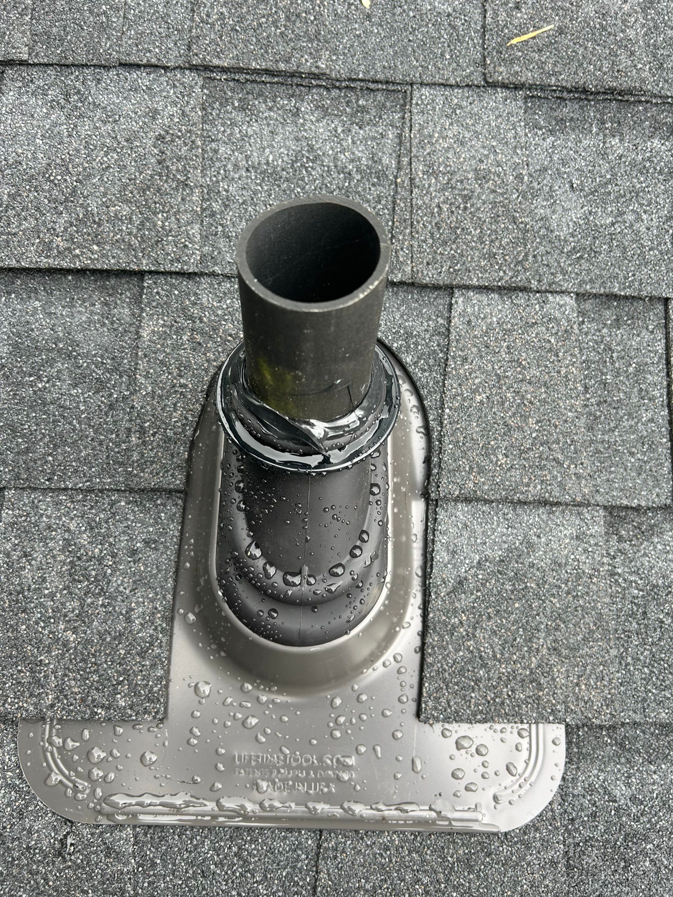 Burke: CertainTeed Landmark Designer Shingles in Moire Black by RM Banning, Inc.