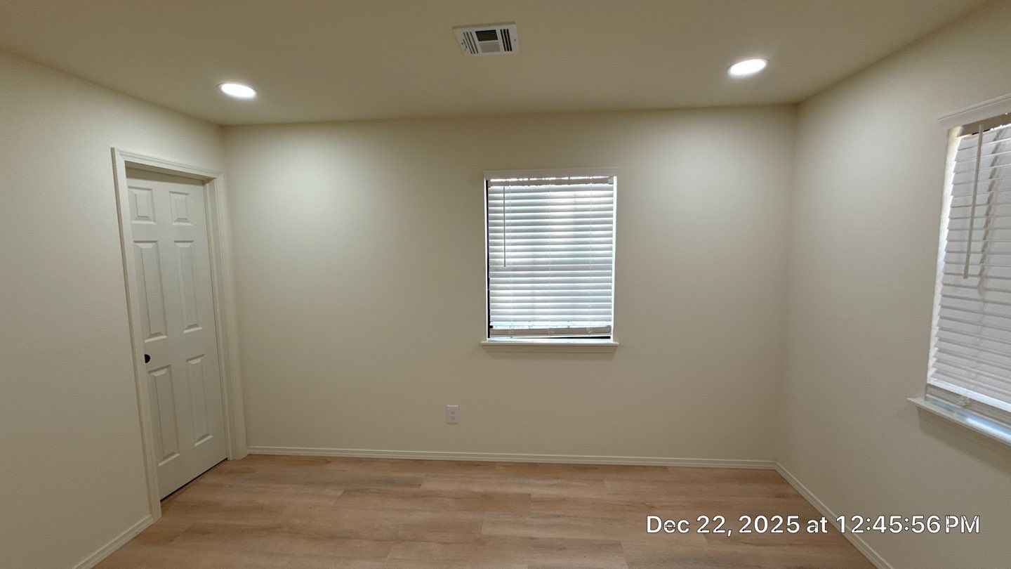 Project by Decor Roofing & Restoration by Decor Roofing & Restoration
