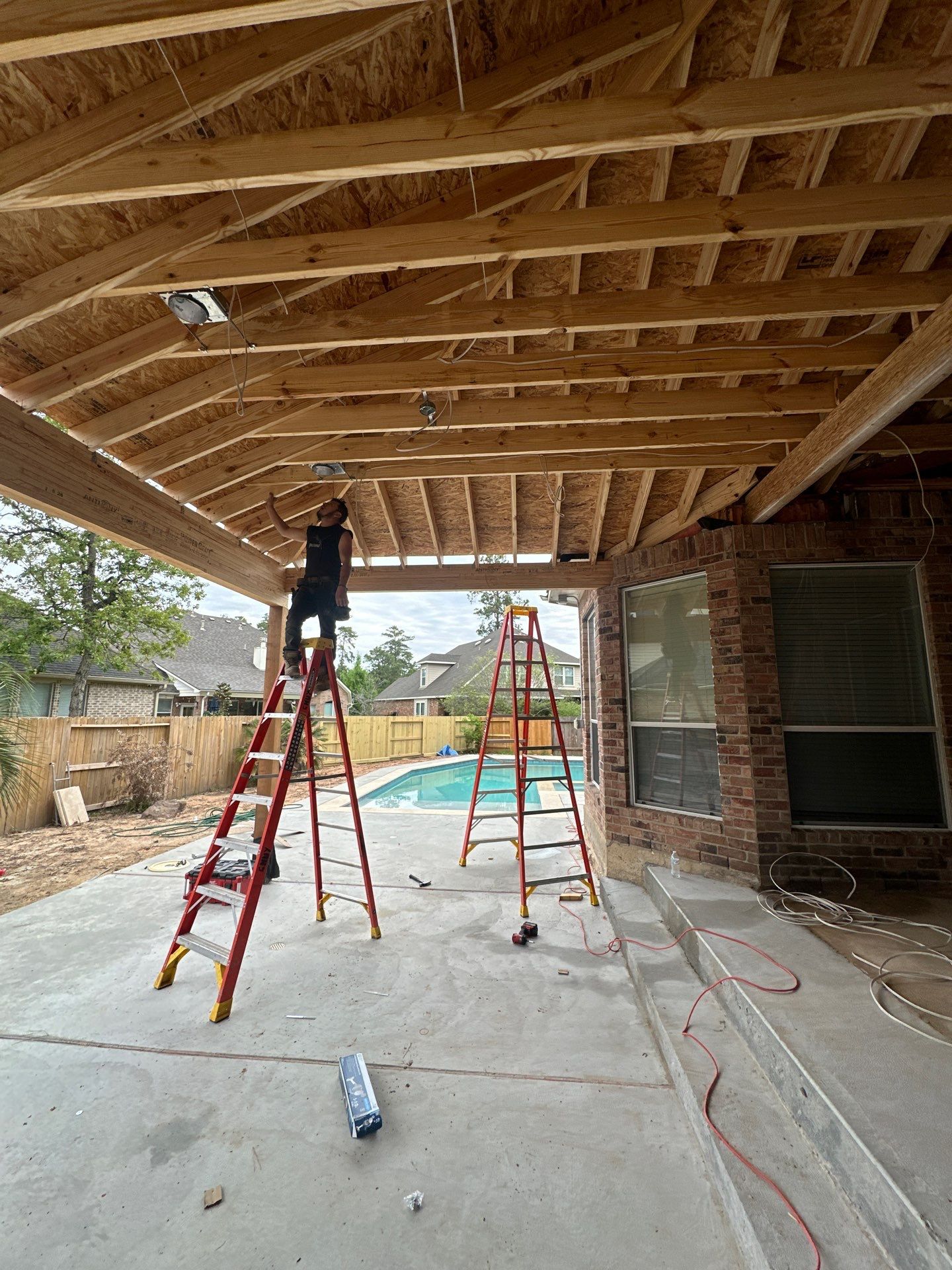 Pool, Patio Cover and Summer Kitchen in Sterling Ridge by SophAlx LLC