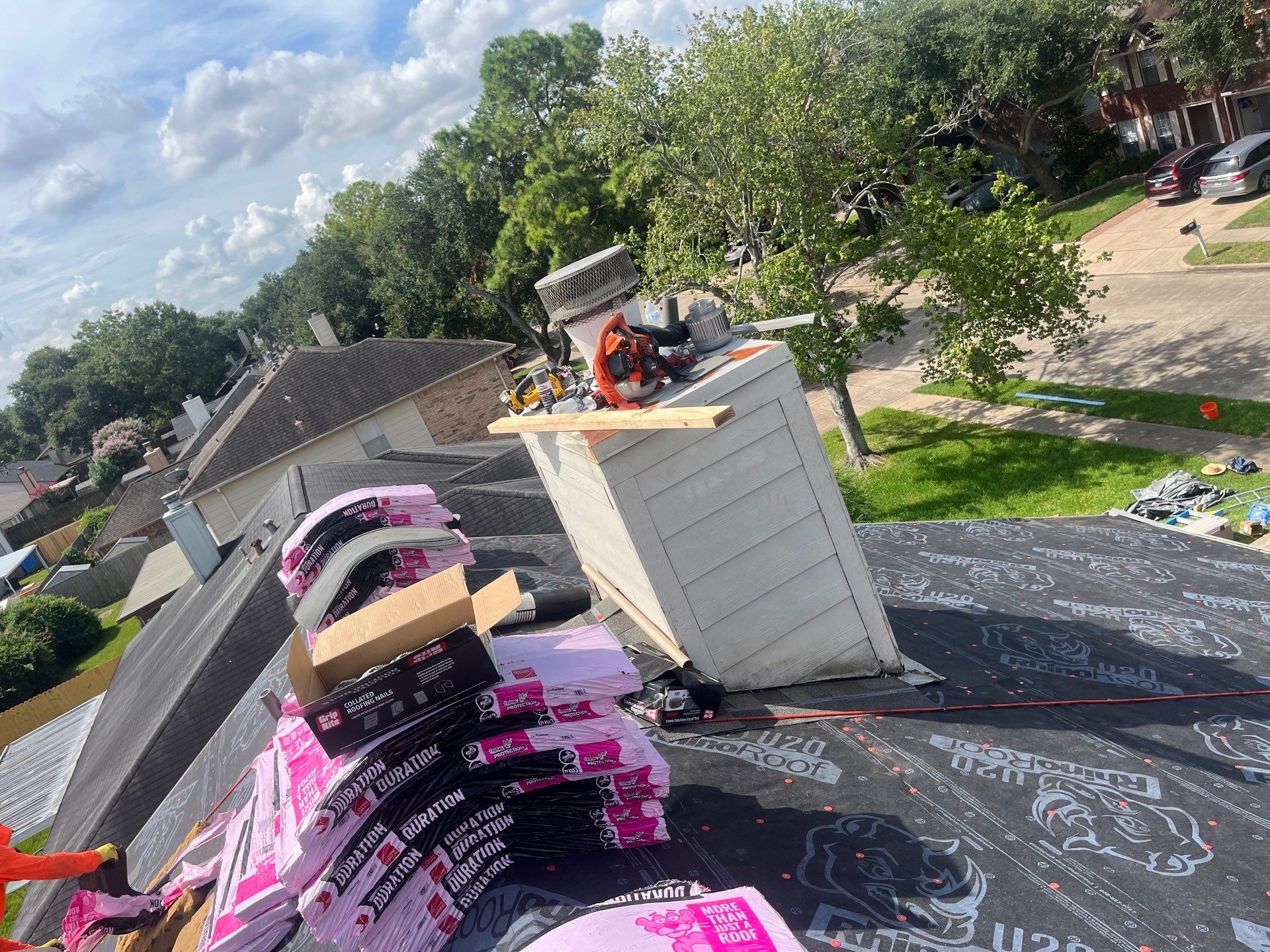 Residential Roofing Installation using Owen's Corning Duration (Lifetime) Shingles by Roof Repair Company