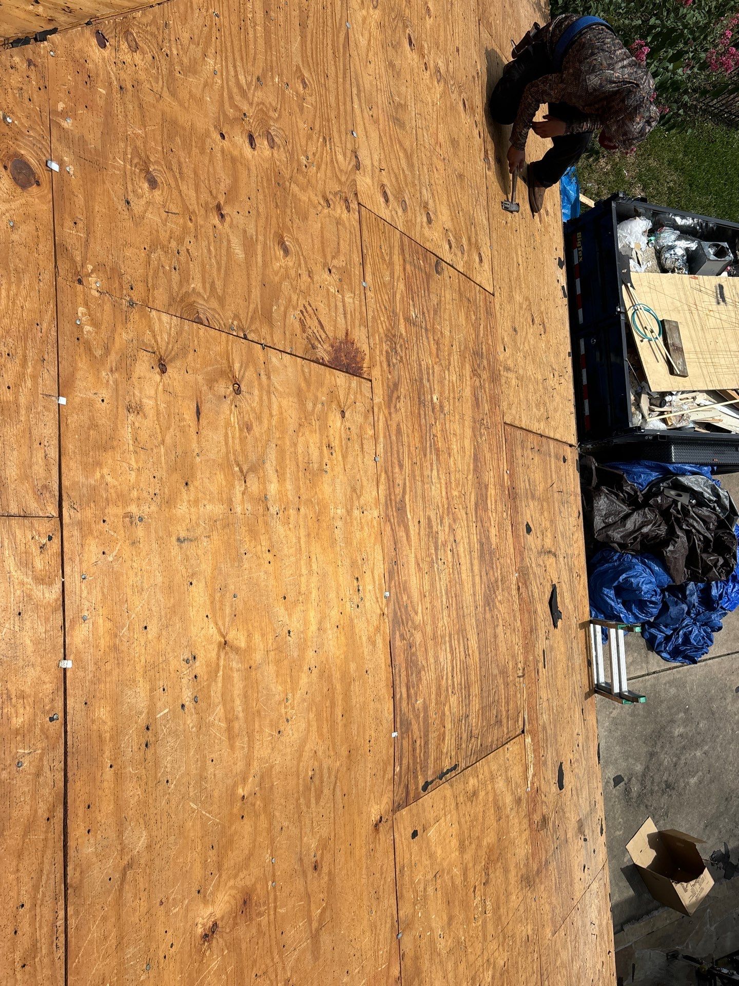 Residential Roofing Installation using Owen's Corning Duration (Lifetime) Shingles by Roof Repair Company