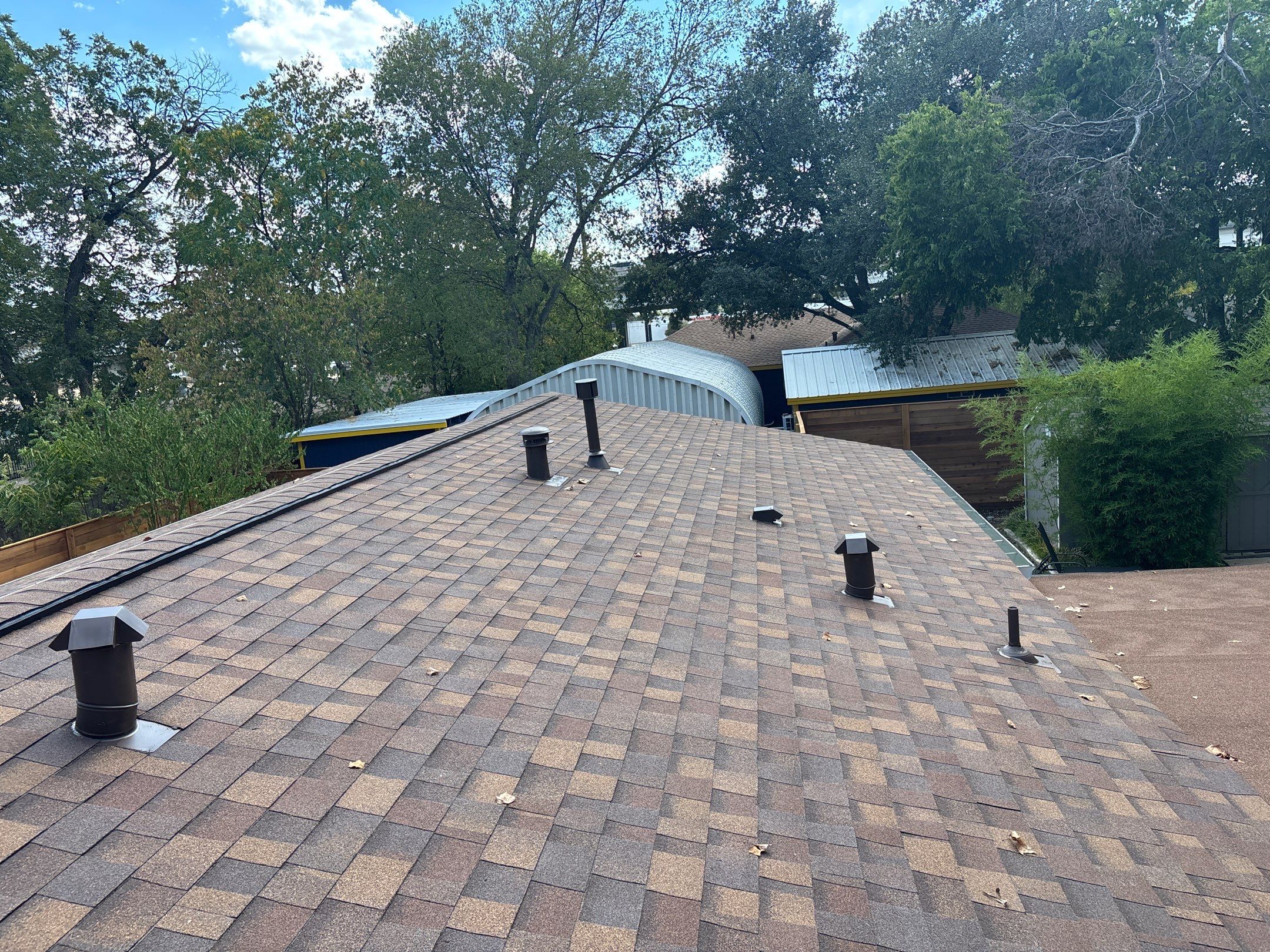 Desert Rose - Owens Corning TruDefinition Duration by RoofsOnly.com