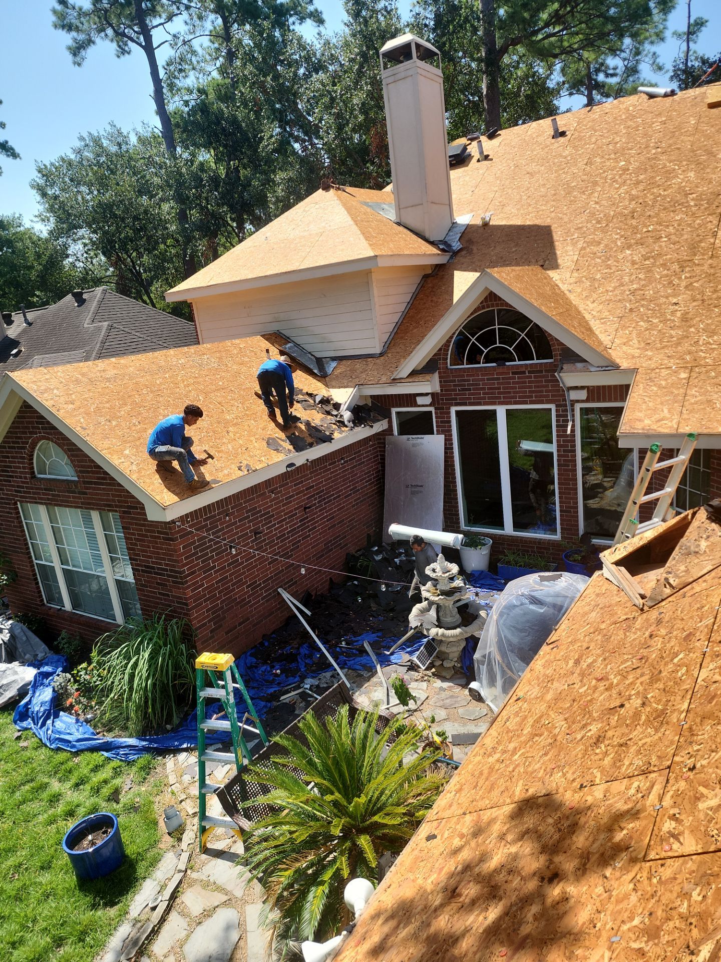 Residential Roofing Installation using Owen's Corning Duration (Lifetime) Shingles by Roof Repair Company