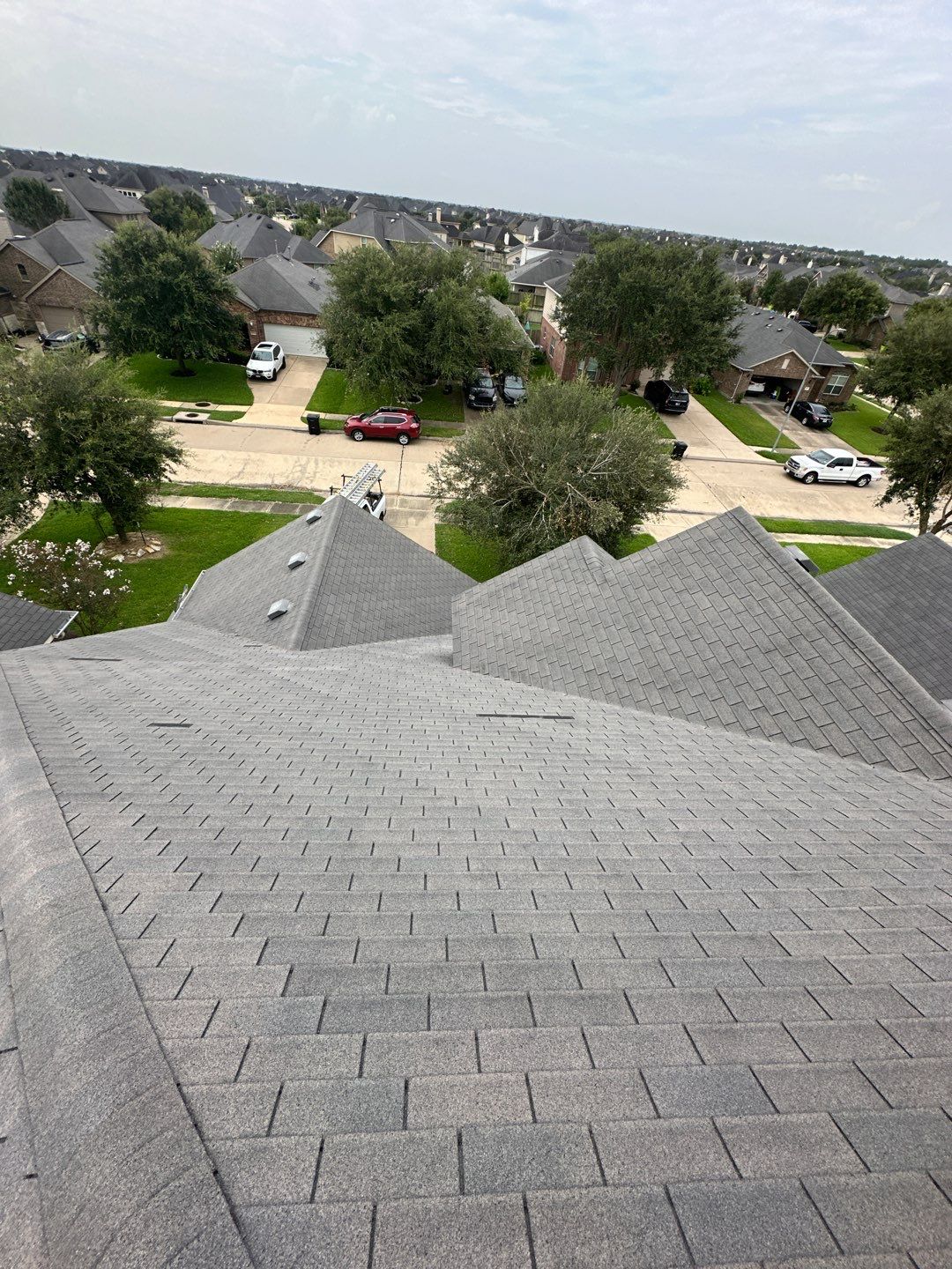 Hail Damage using Owen's Corning Duration (Lifetime) Shingles by Roof Repair Company