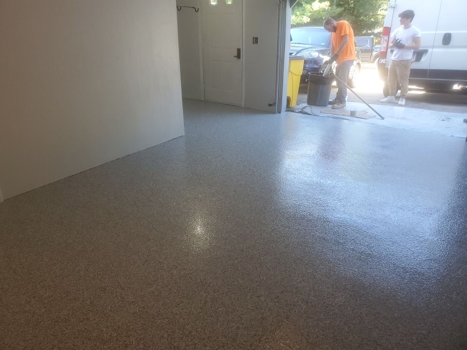 Garage in Nashua, NH 03063 by Symphony Concrete Coatings
