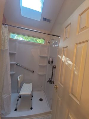 Cary Tub-to-Shower Conversion – Safe, Accessible, and Beautiful