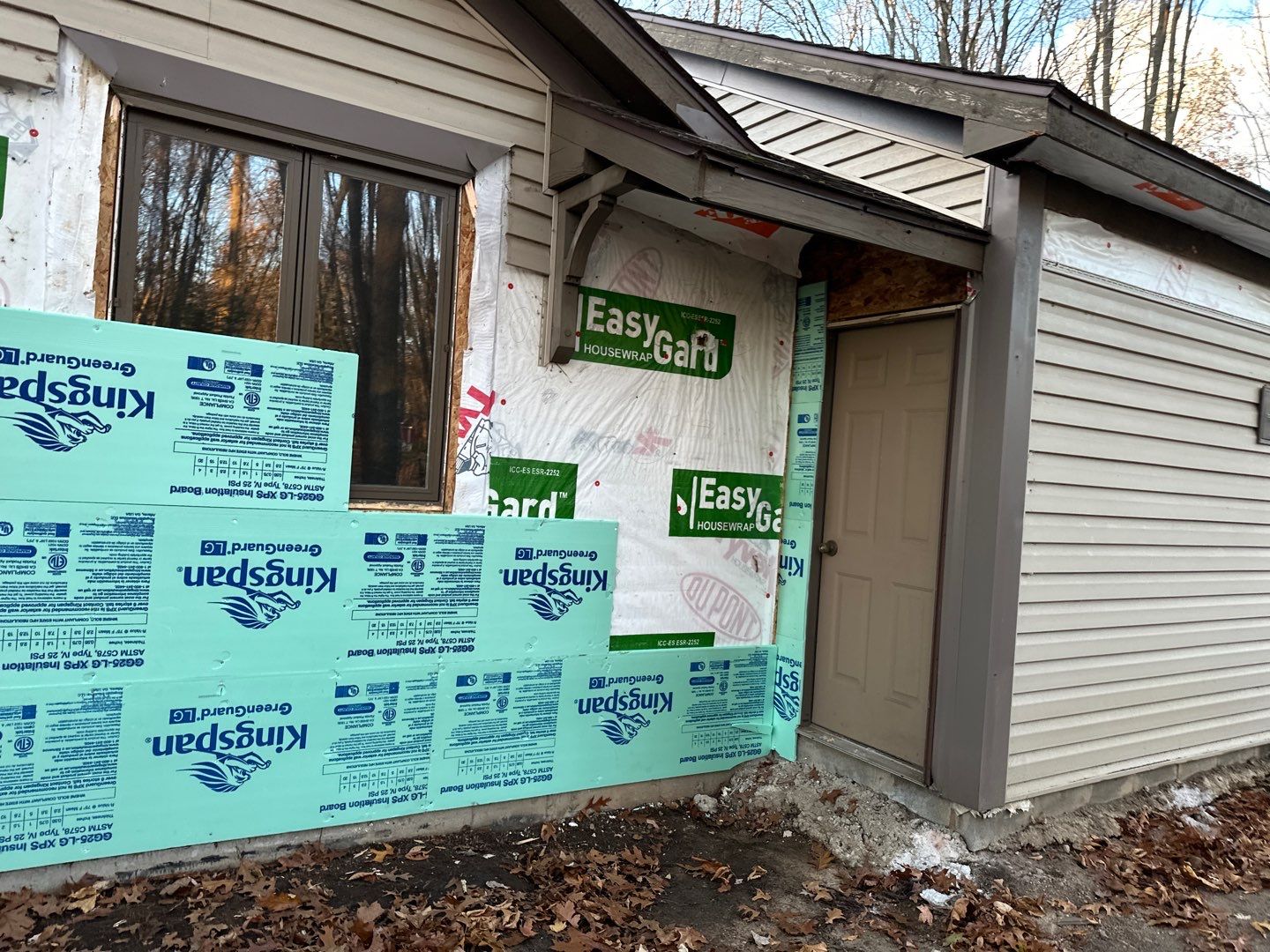 Siding Replacement using Alside S7 Cedar Mill Grain Composite by 180 Contractors