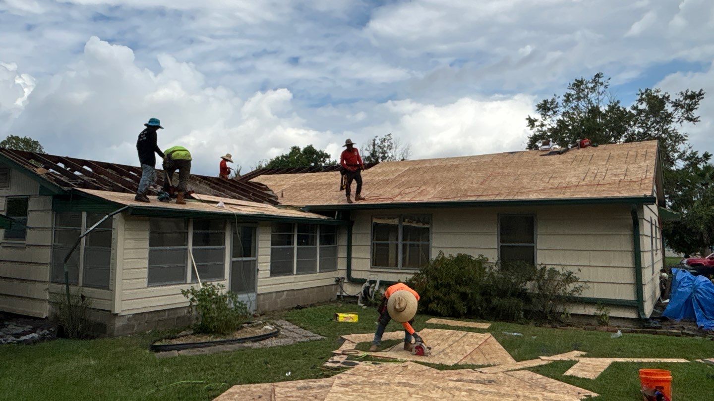 Residential Roofing Installation using Owen's Corning Duration (Lifetime) Shingles by Roof Repair Company