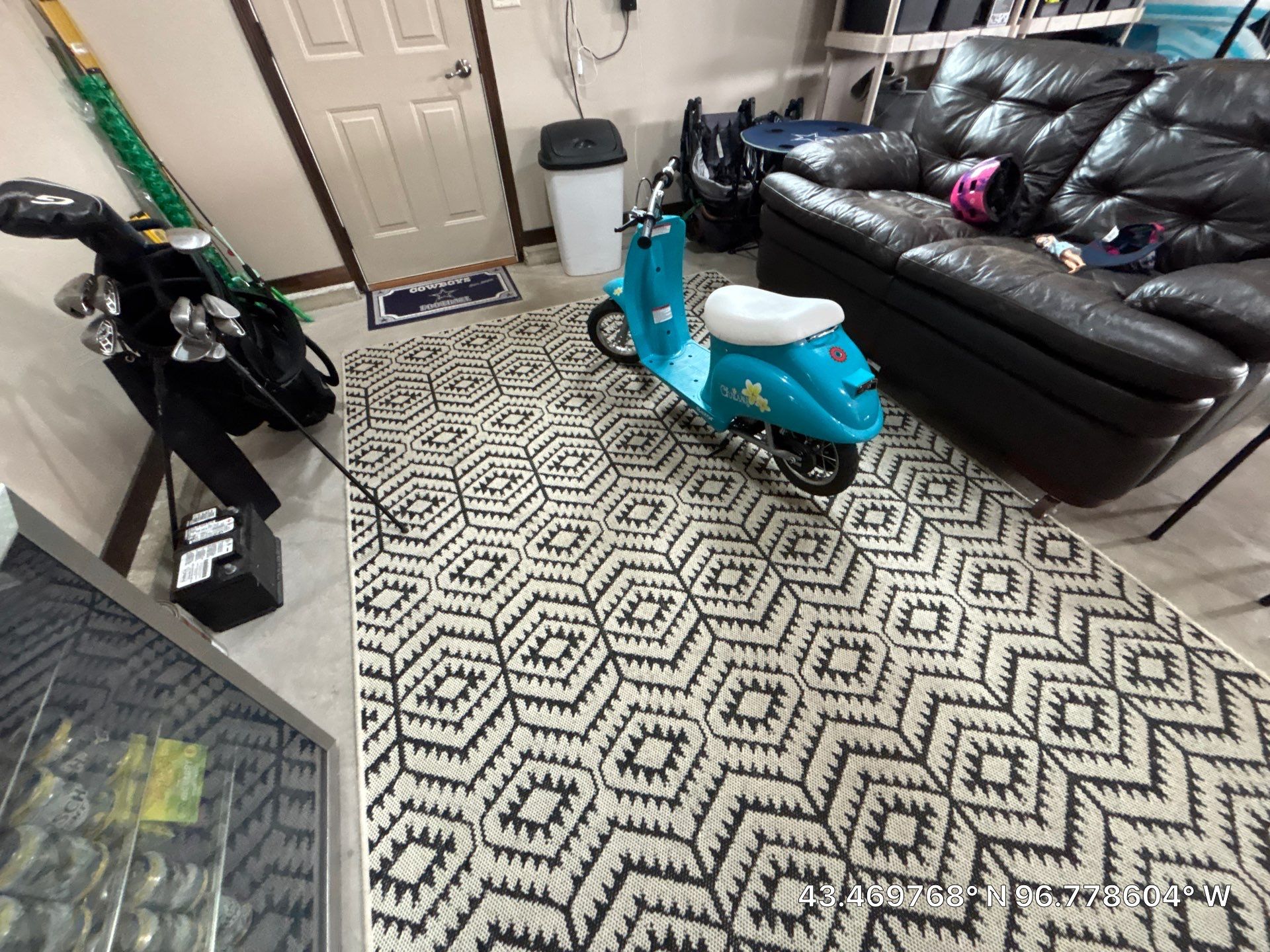 Garage and Patio Concrete Coatings in Sioux Falls by Select Painting, Coatings & Garage Cabinets