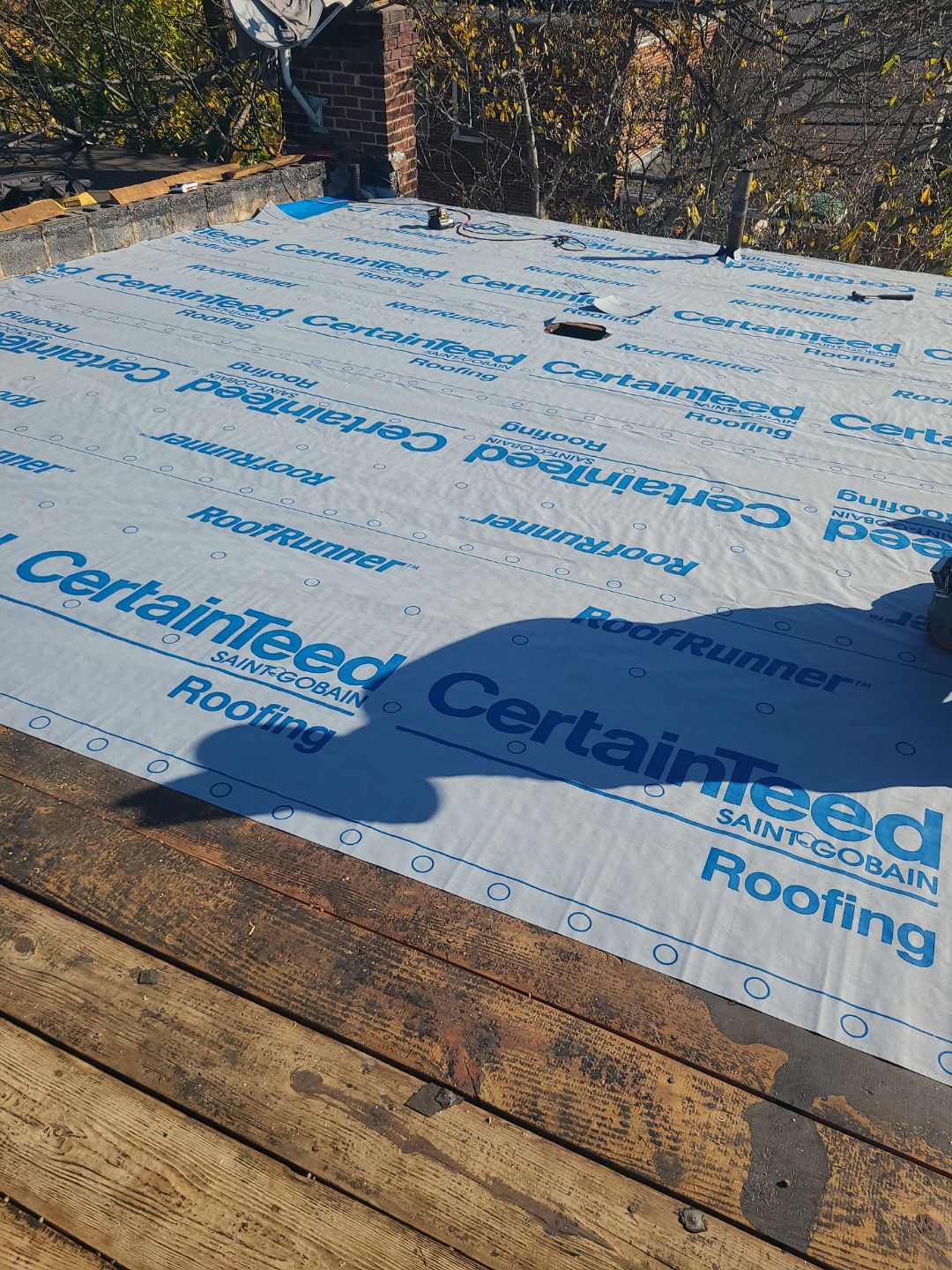 Alexandria: Residential Flat Roof Replacement with Mule Hide TPO Membrane by RM Banning, Inc.