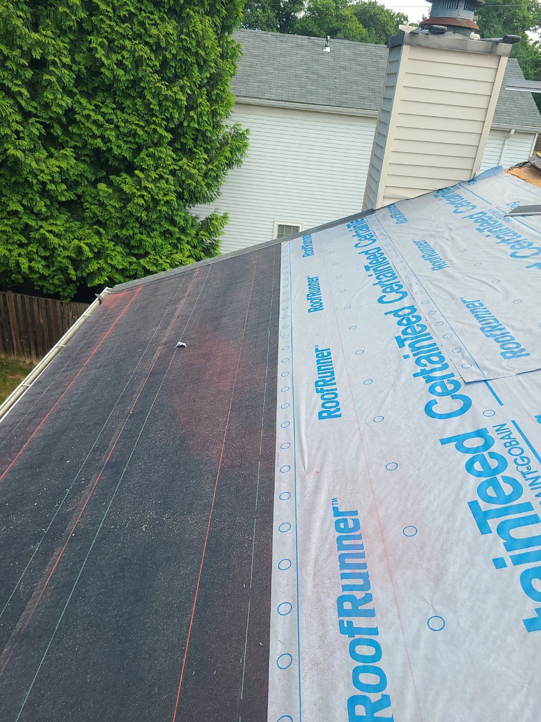 Falls Church: CertainTeed Landmark Pro Designer Shingles in Max Def Pewterwood by RM Banning, Inc.