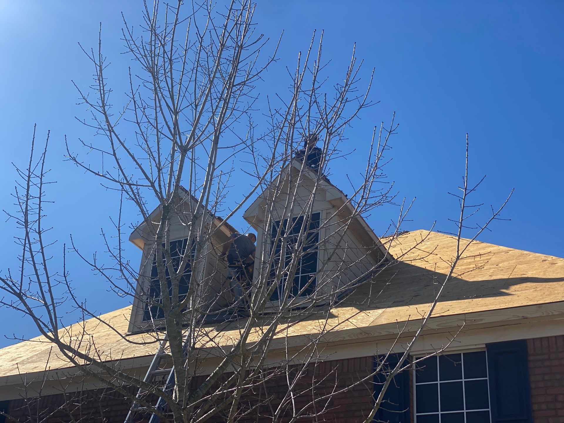 Residential Roofing Installation using Owen's Corning Duration (Lifetime) Shingles by Roof Repair Company