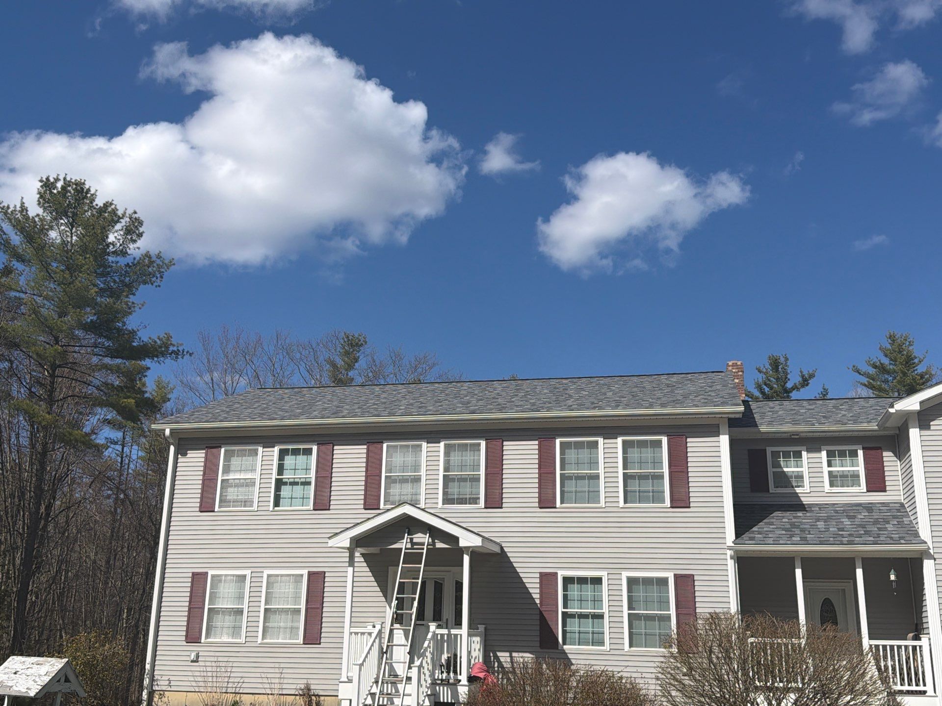 🏡 Multi-Story Roof Installation – Raymond, NH by Tall pine roofing