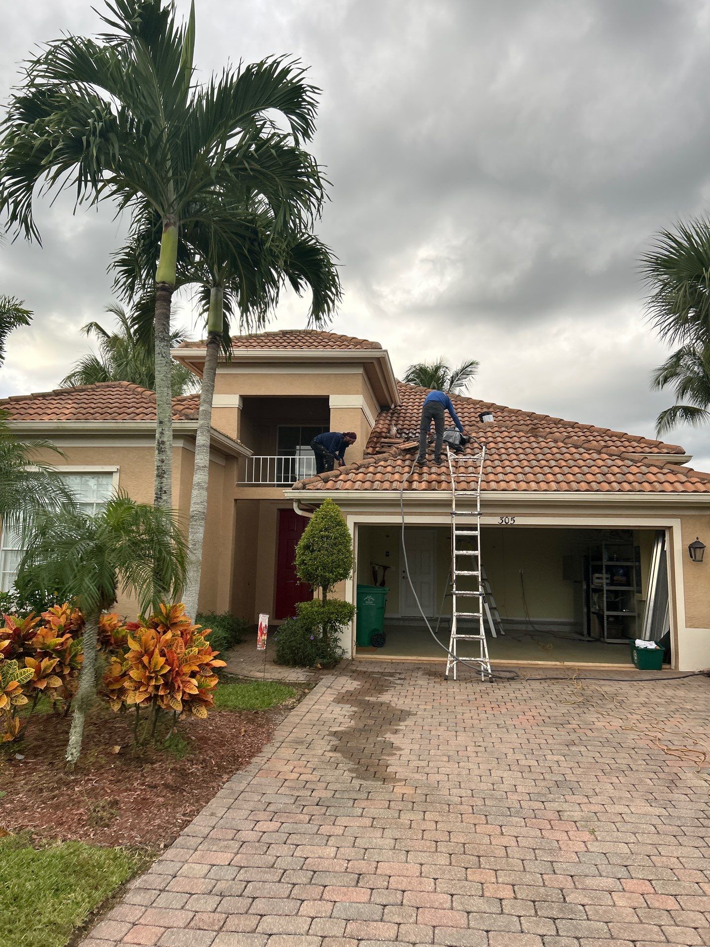 Project in Port Saint Lucie by Rhino Roofs