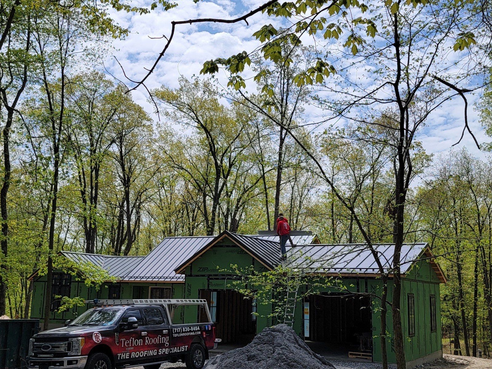 Standing Seam  using Everlast Standing Seam 24 Gauge  by Teflon Roofing