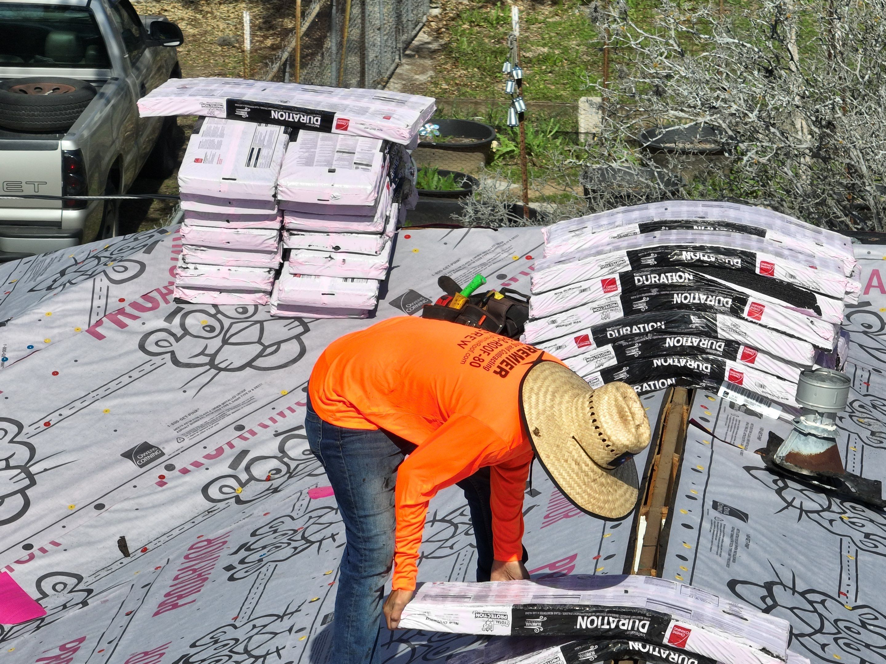 Residential Roofing Installation using Owens Corning 30 year Architectural Shingles by Premier Roofing and Contracting