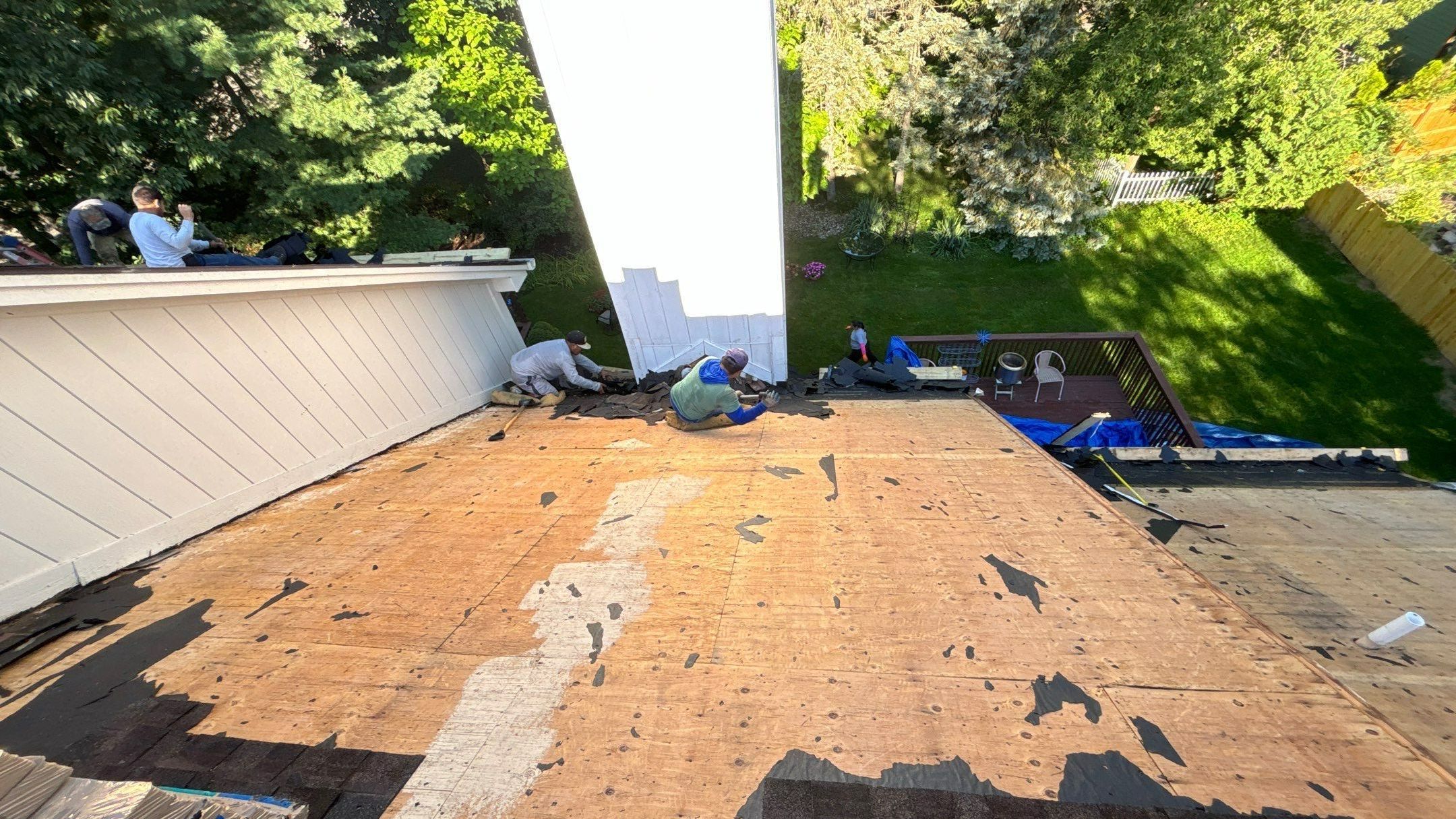 Roof Replacement using CertainTeed Landmark Weathered Wood by 180 Contractors