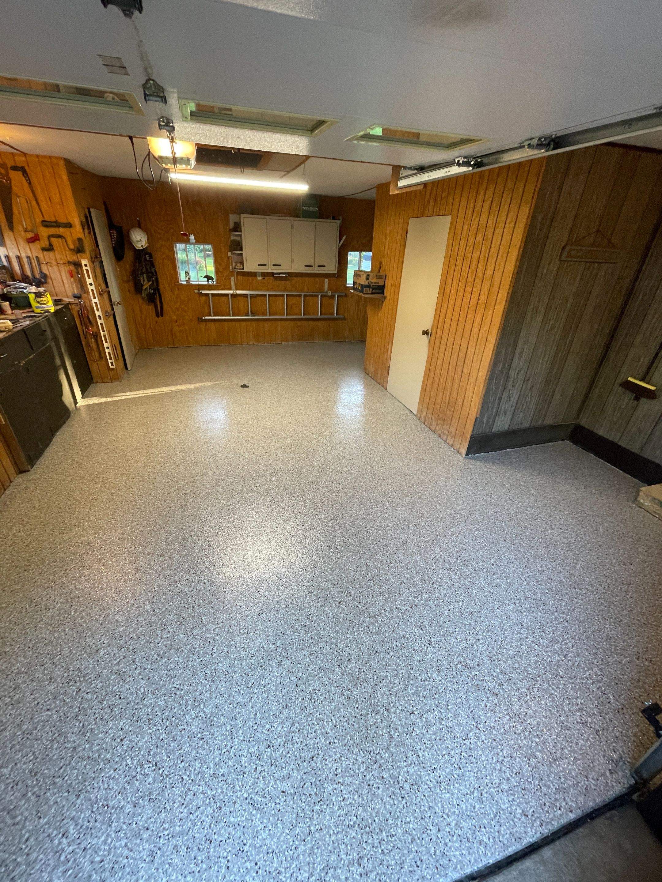 Creekbed Garage Roanoke by Loud Bros