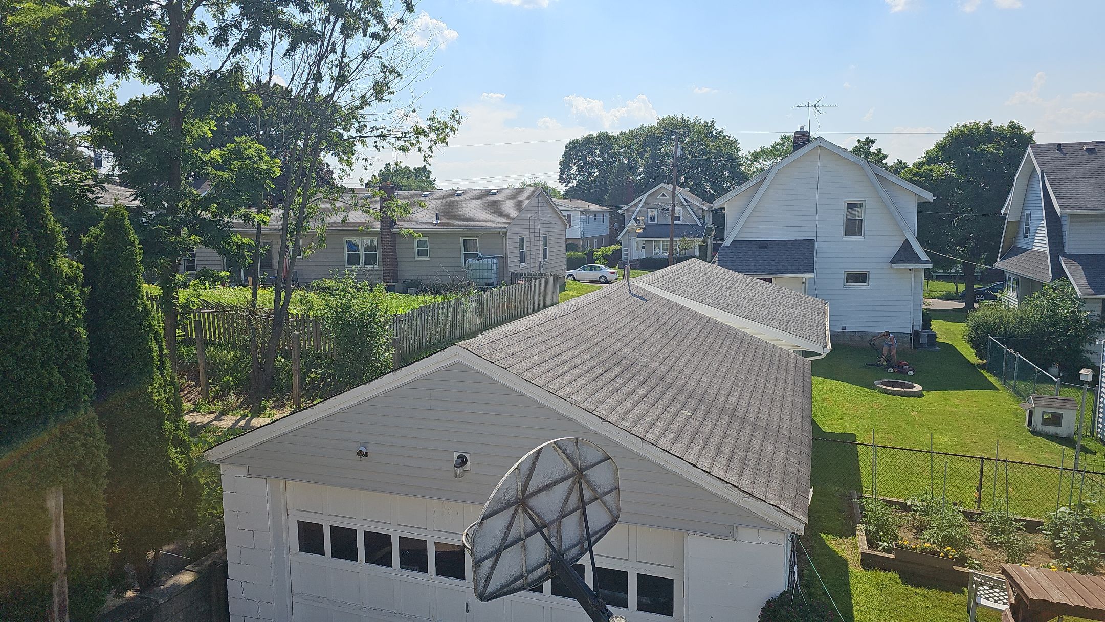 ATLAS PINNACLE COLOR: COASTAL GRANITE by Eagle Eye Roofing