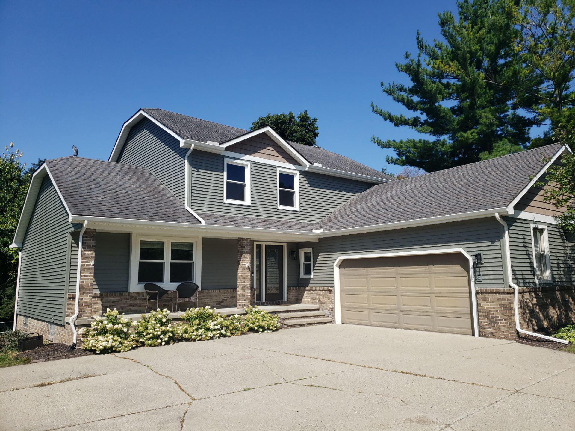 Siding Replacement using Norandex Vinyl Siding by Bloomfield Construction & Restoration