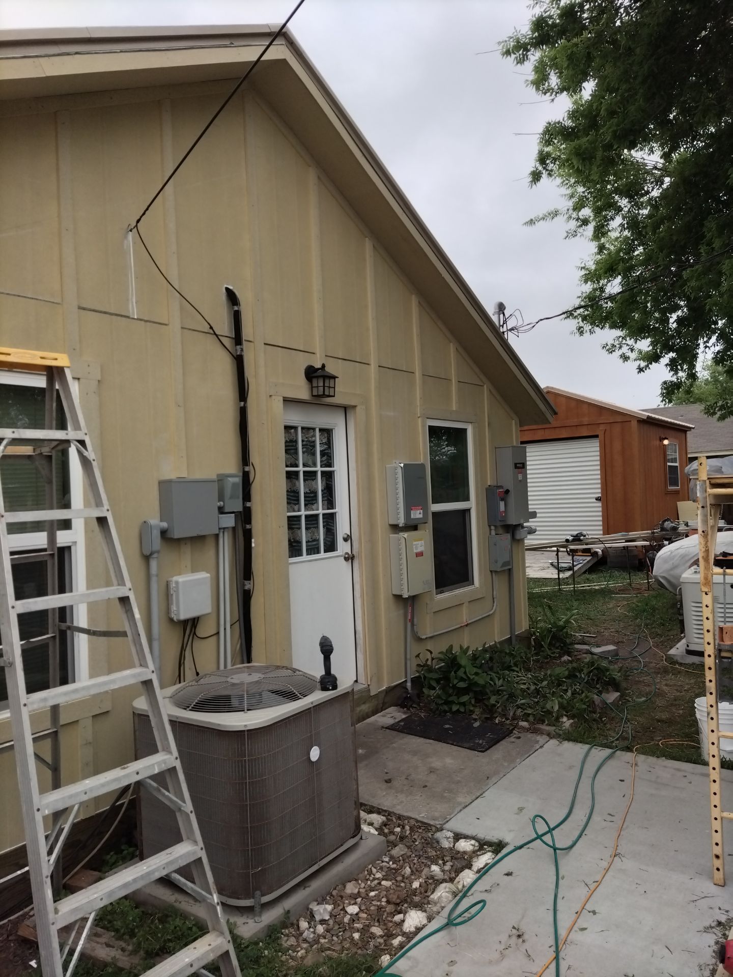 Vinyl to Hardie by Bayfront Roofing and Construction