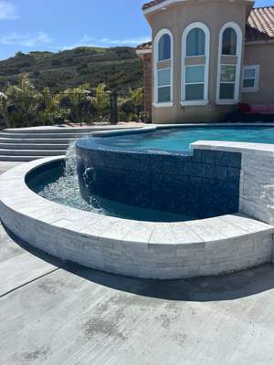 pool, spa, negative edge, bar stools