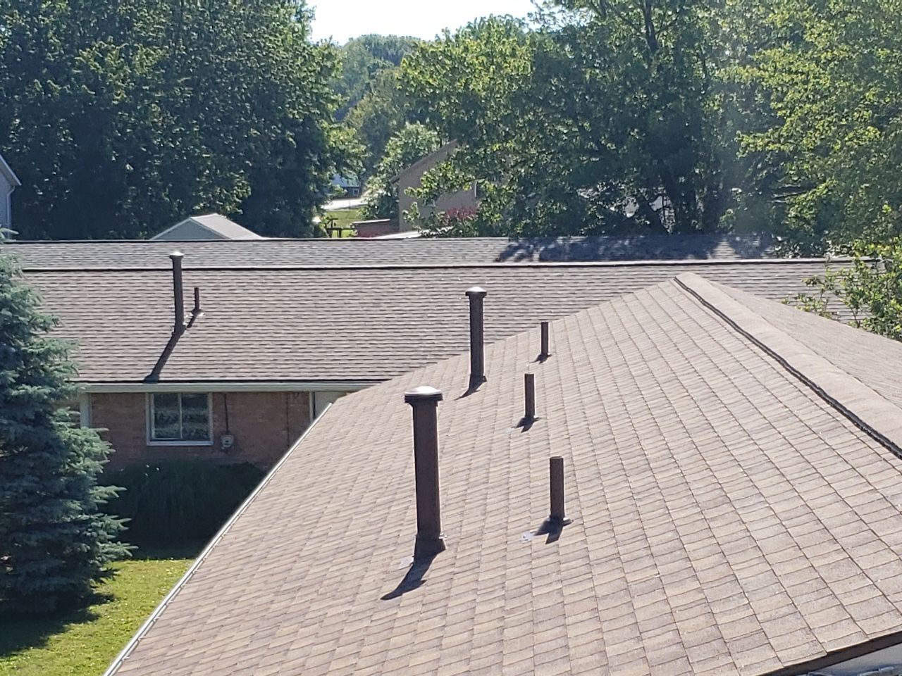 Brand: Atlas Pinnacle Color: Copper Canyon Drip: Royal Brown by Eagle Eye Roofing