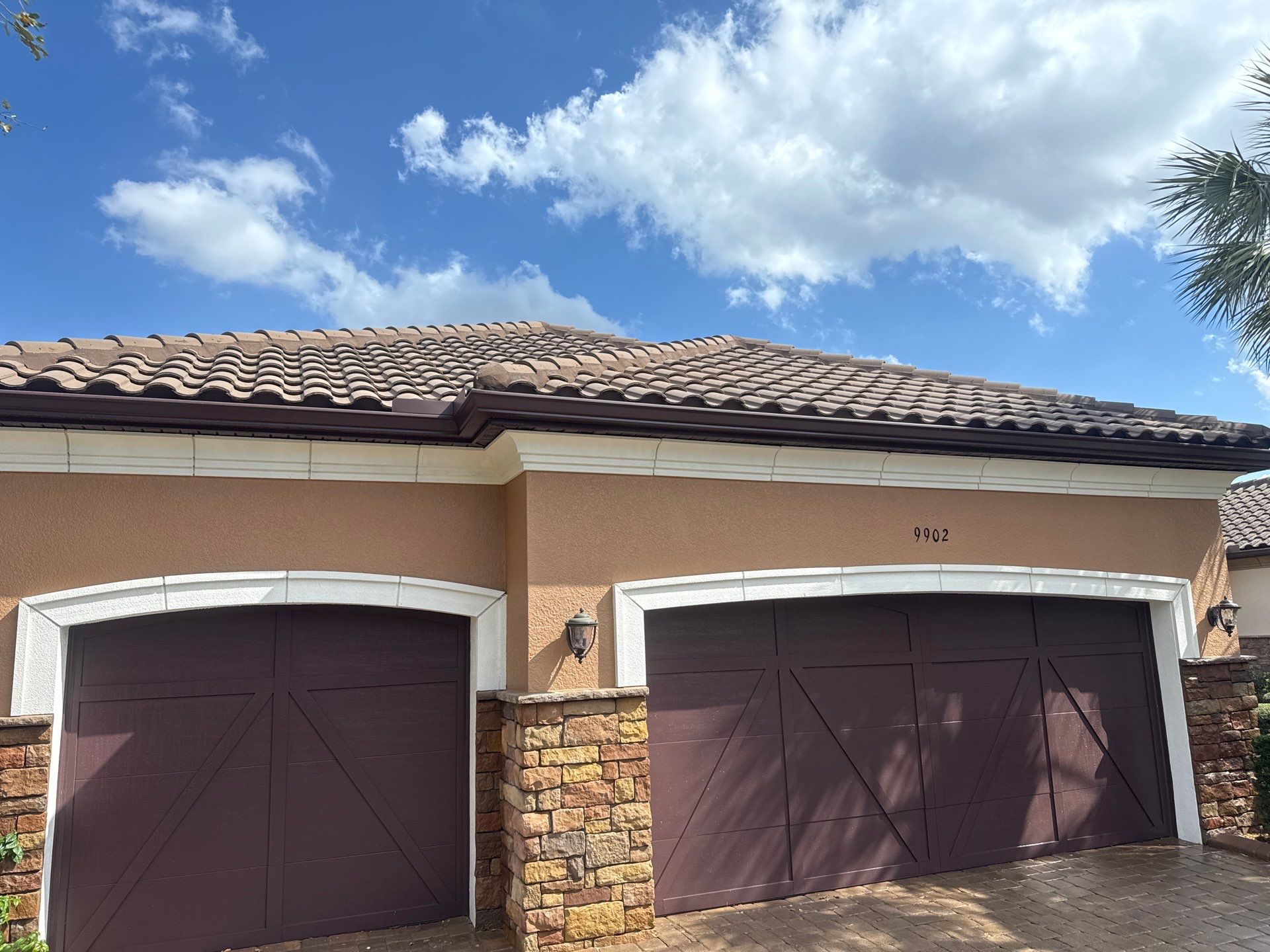 Tile Roof & Pool Deck Cleaning in Artisan Lakes Esplanade, Palmetto, FL – Sunshine AquaWash by Sunshine AquaWash