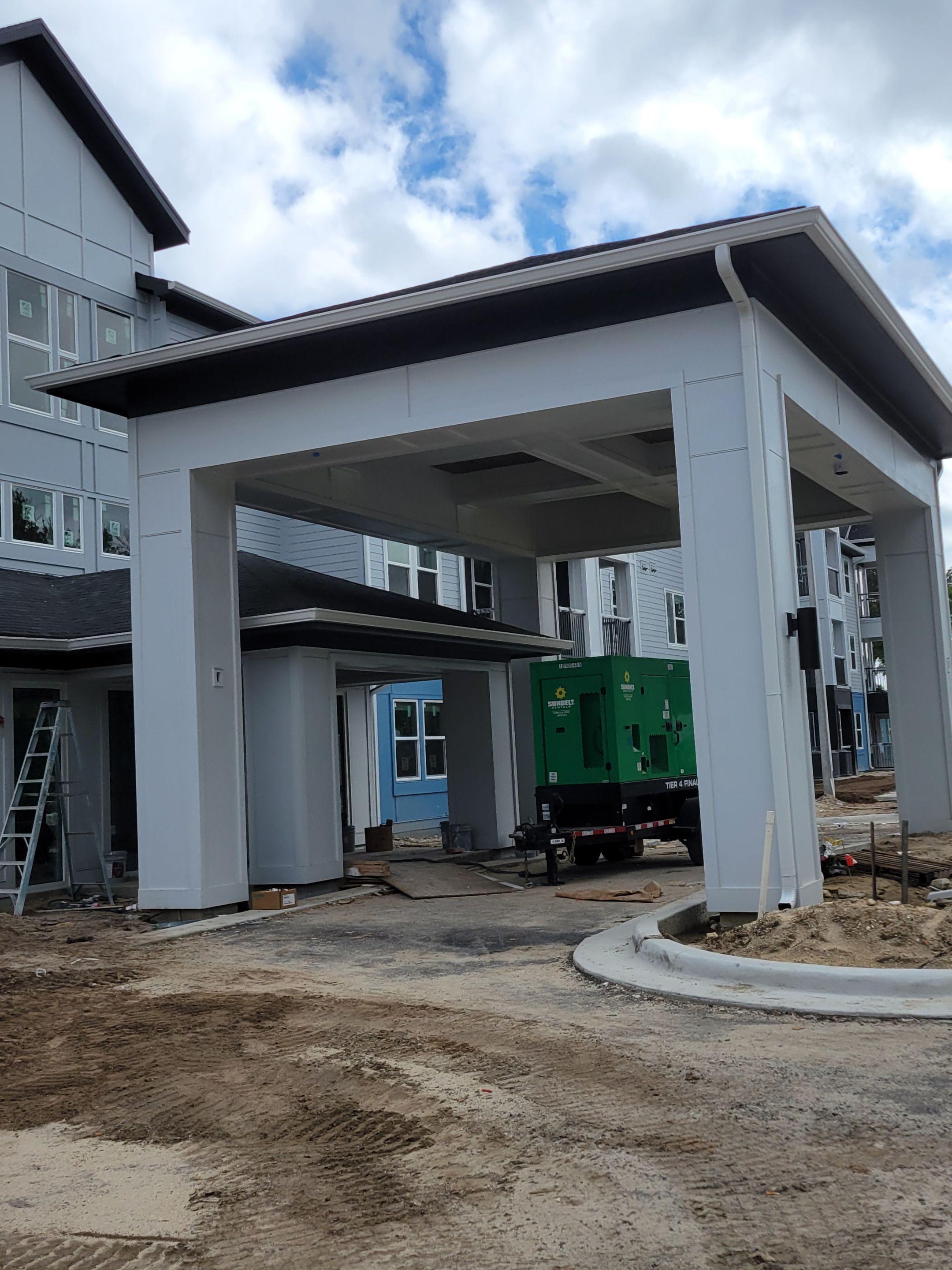 7-Inch Seamless Gutters for Large Roofs in Daytona Beach FL by Gutter Professors