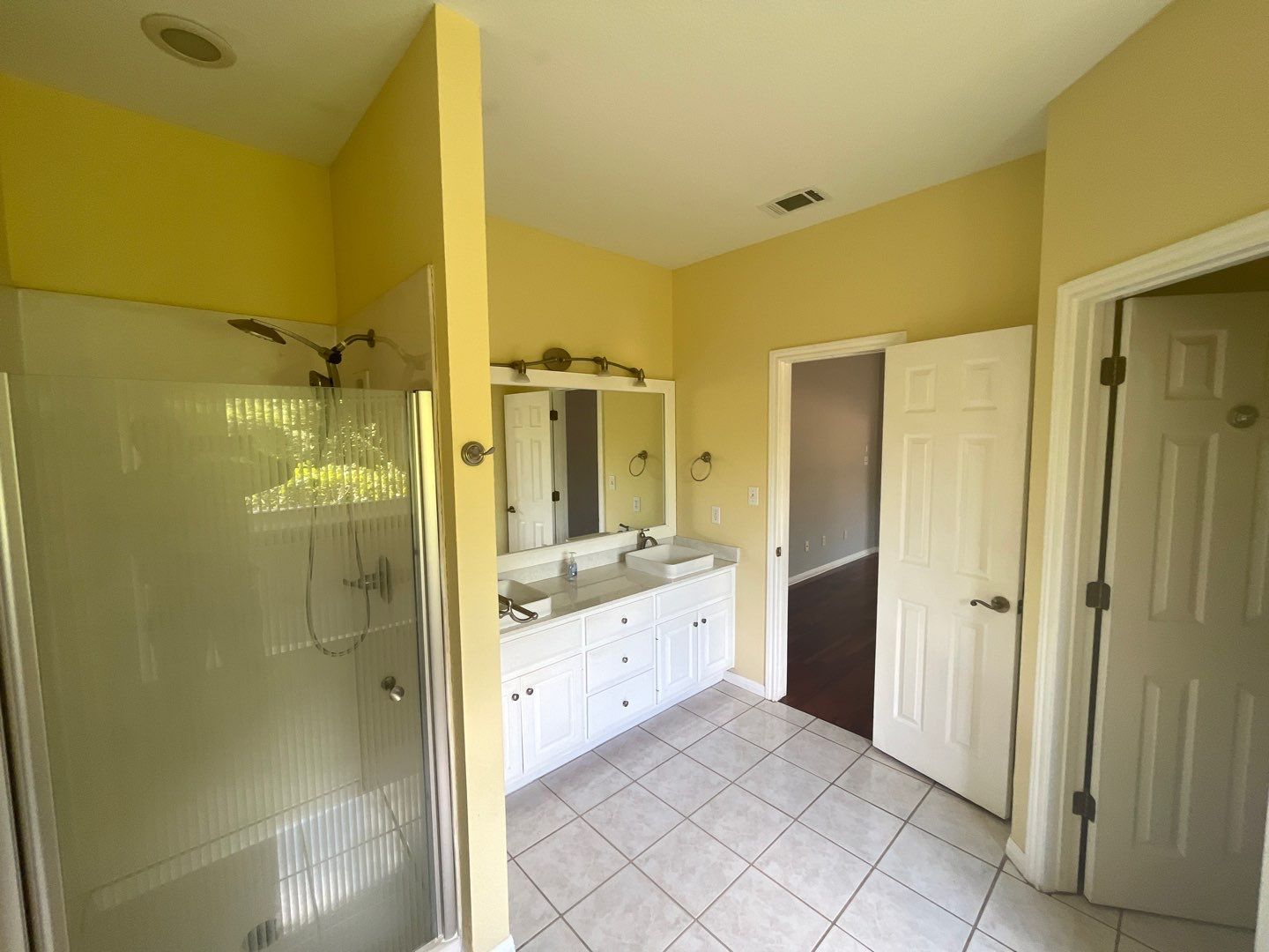 Remodel Radiance: A Brushstroke of Transformation on Your Home's Canvas by 360 Painting Central Texas 