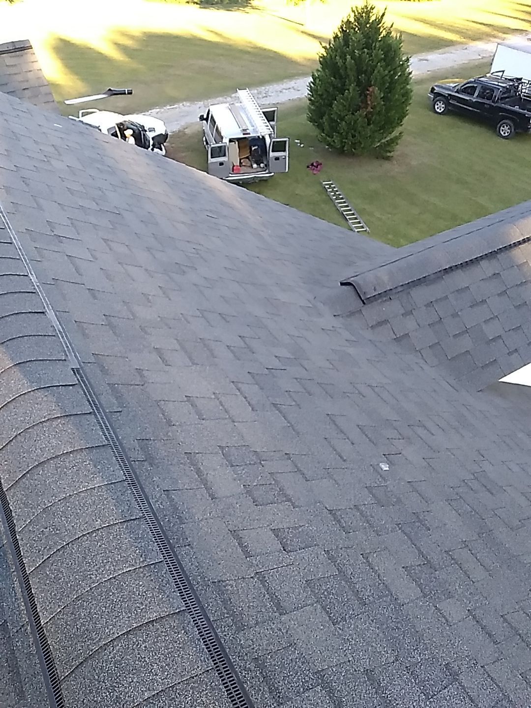 Residential Roofing Installation using Owens Corning Oakridge- Williamsburg Gray by Indigo State Roofing