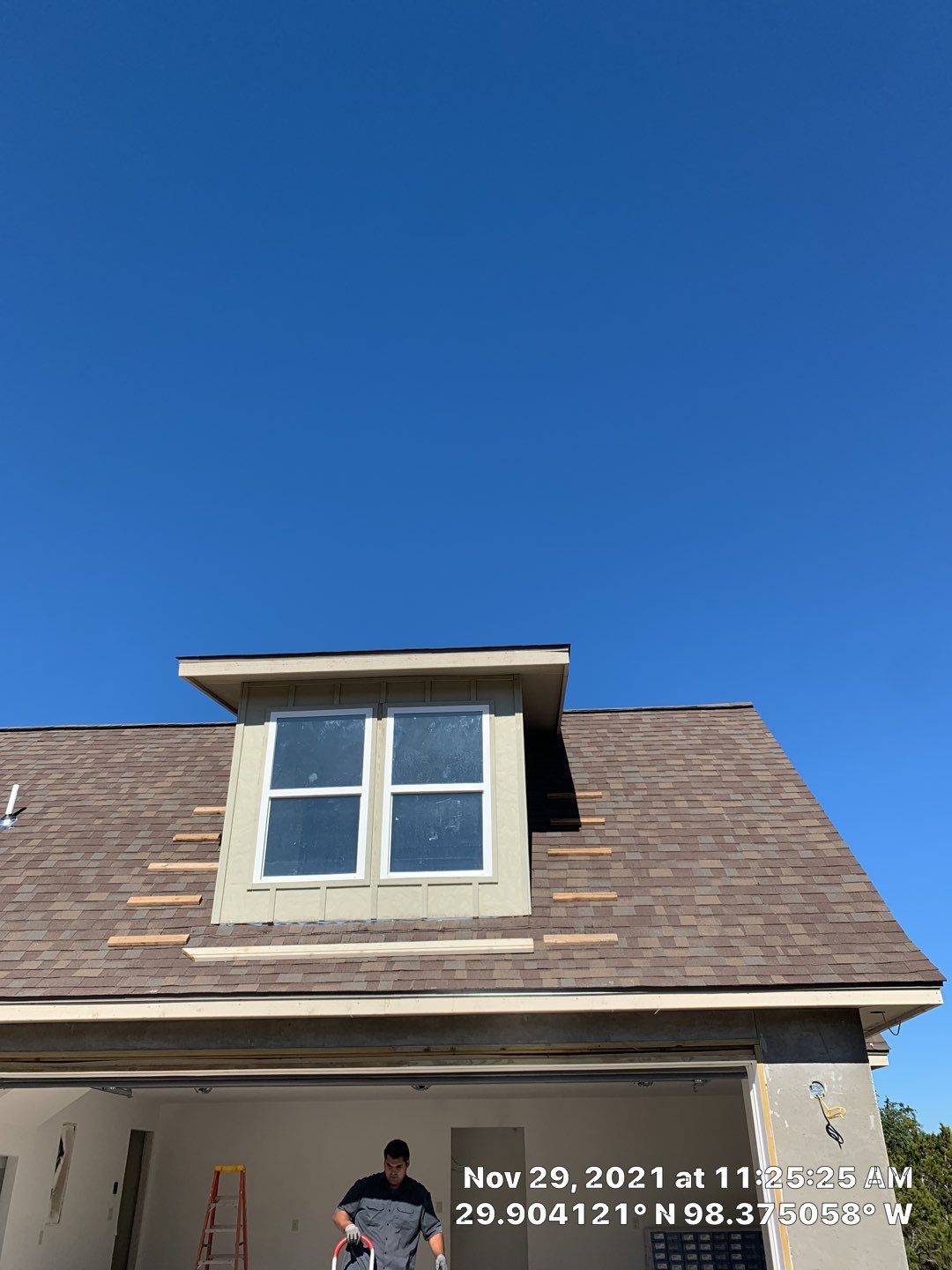 New Home Construction using Owens Corning 30 year Architectural Shingles by Premier Roofing and Contracting