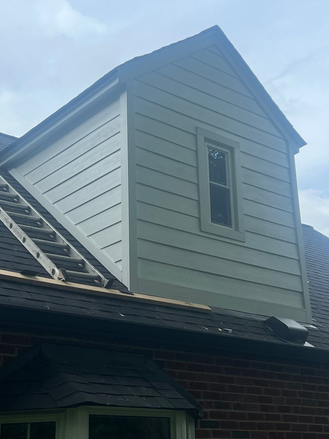 Annandale: James Hardie Siding Installation by RM Banning, Inc.