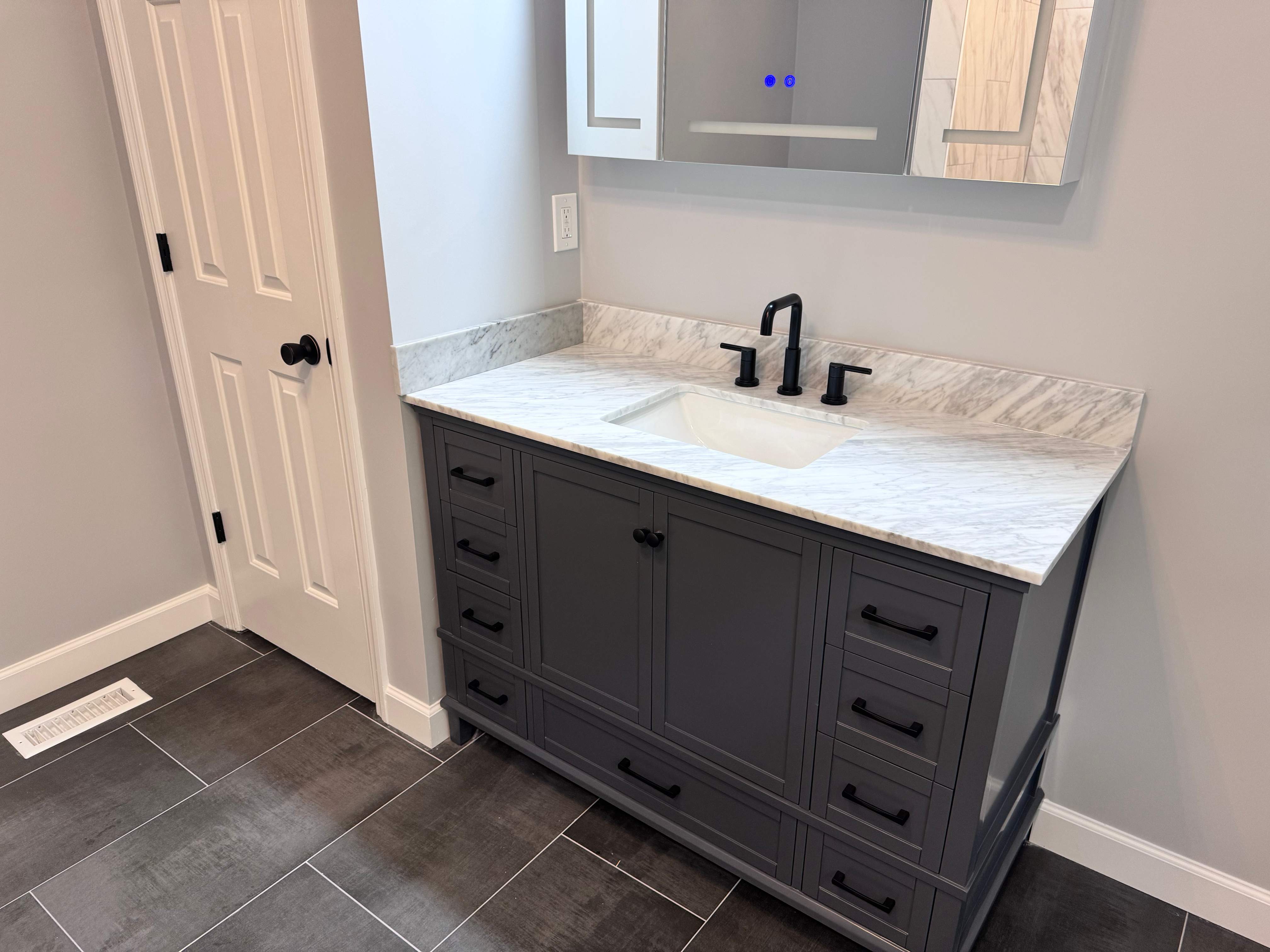 Master bathroom renovation by Prudencio