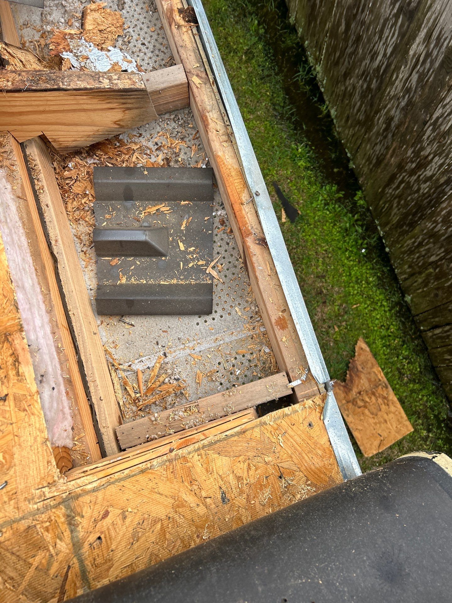 Hail Damage using Owen's Corning Duration (Lifetime) Shingles by Roof Repair Company