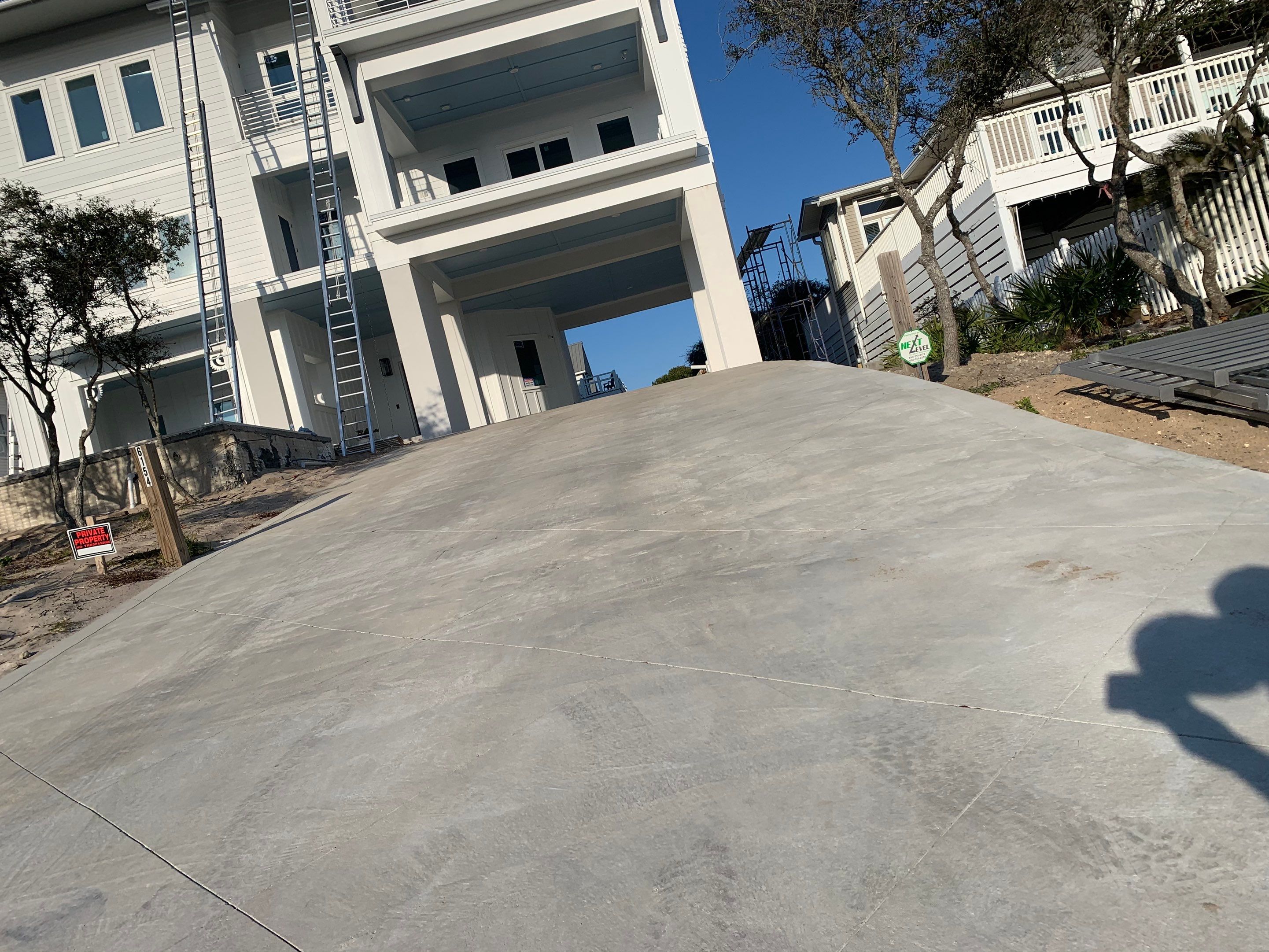 Gutter Installation Using 6 Inch Seamless Aluminum Gutters by Gutter Professors
