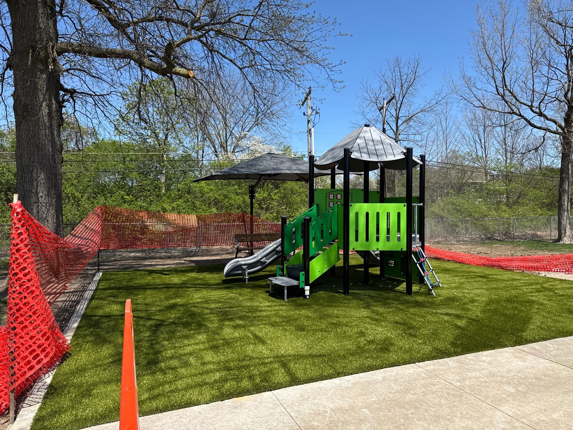 Harris Elementary in Fort Wayne, IN by ForeverLawn NEIN/INDY