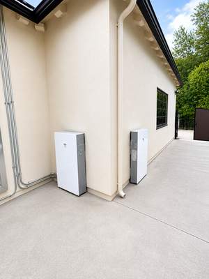 Tesla Powerwall and Solar Panel Installation in La Cañada Flintridge