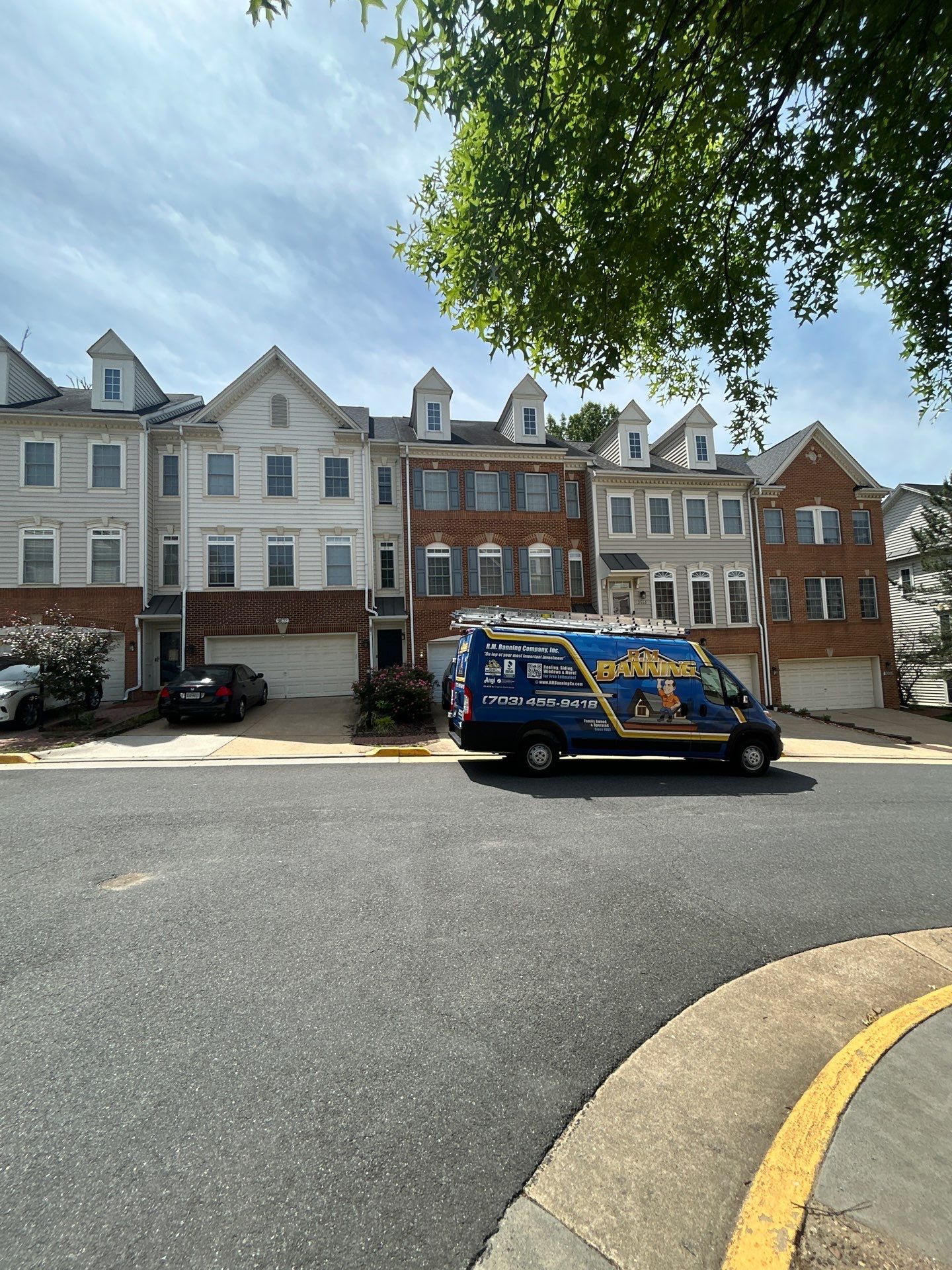 Lorton: Residential Roof Replacement with CertainTeed Landmark in Colonial Slate by RM Banning, Inc.