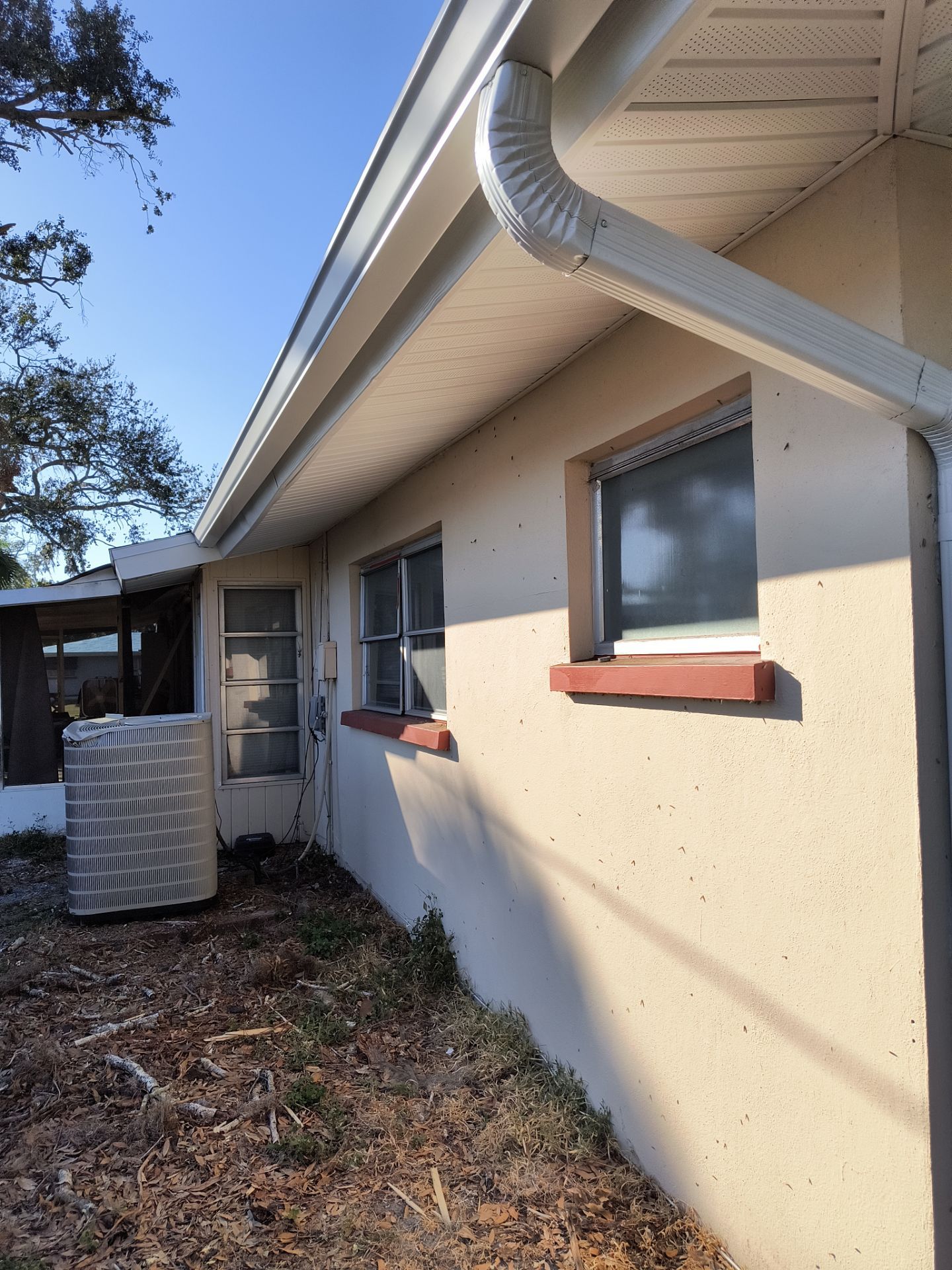 White Soffit and Fascia Upgrade in Sarasota FL by Gutter Professors