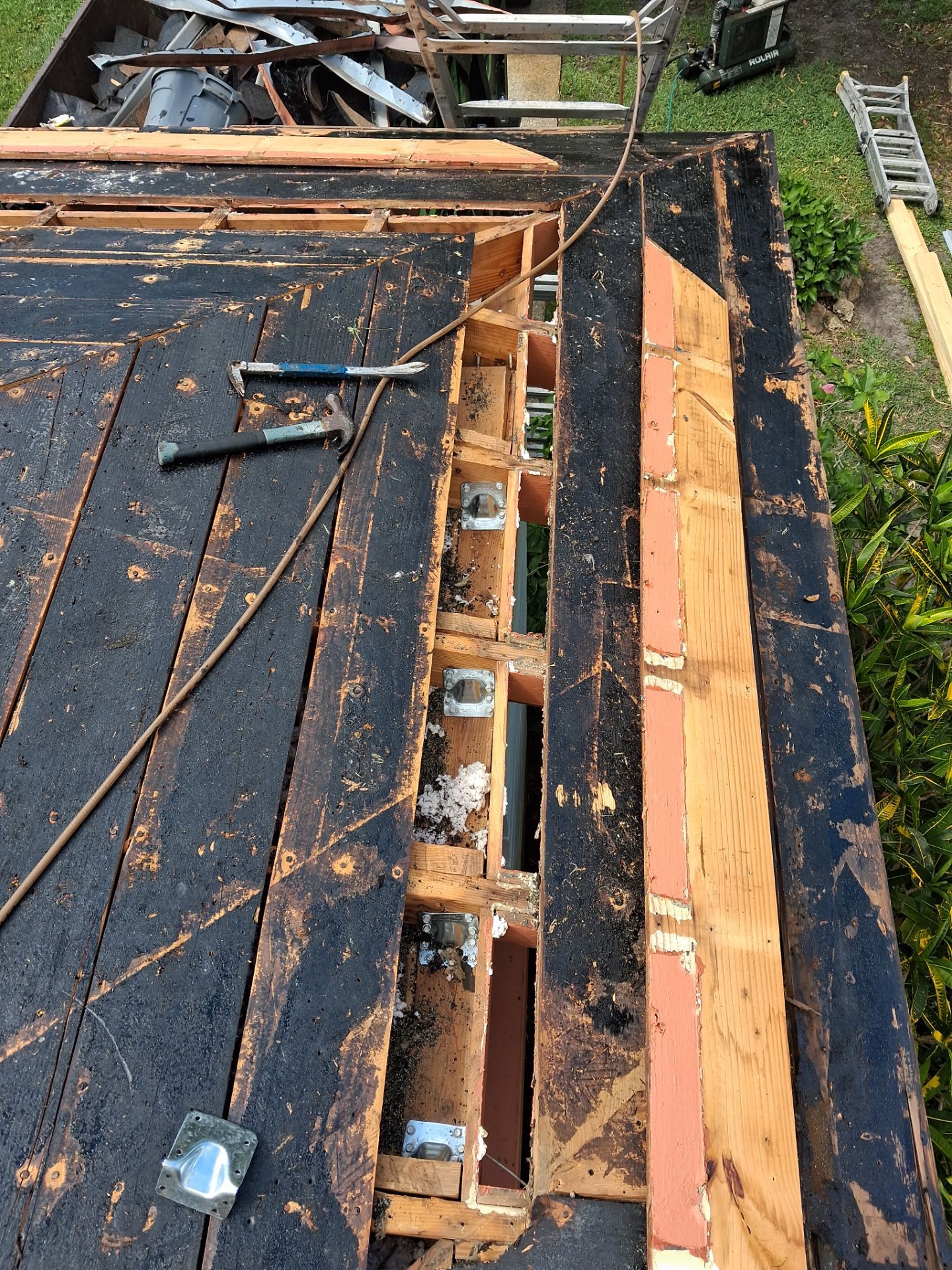 Project in St. Petersburg 33709 by Mitchell Roofing Company LLC 