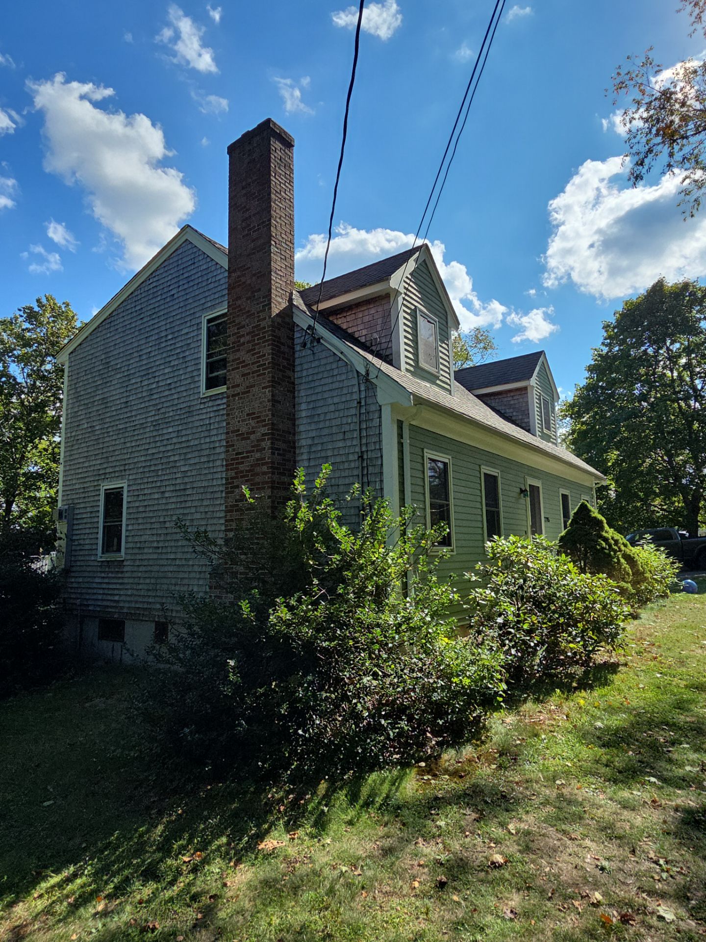James Hardie siding in Dream Collection color - Dighton, MA by UBrothers Construction